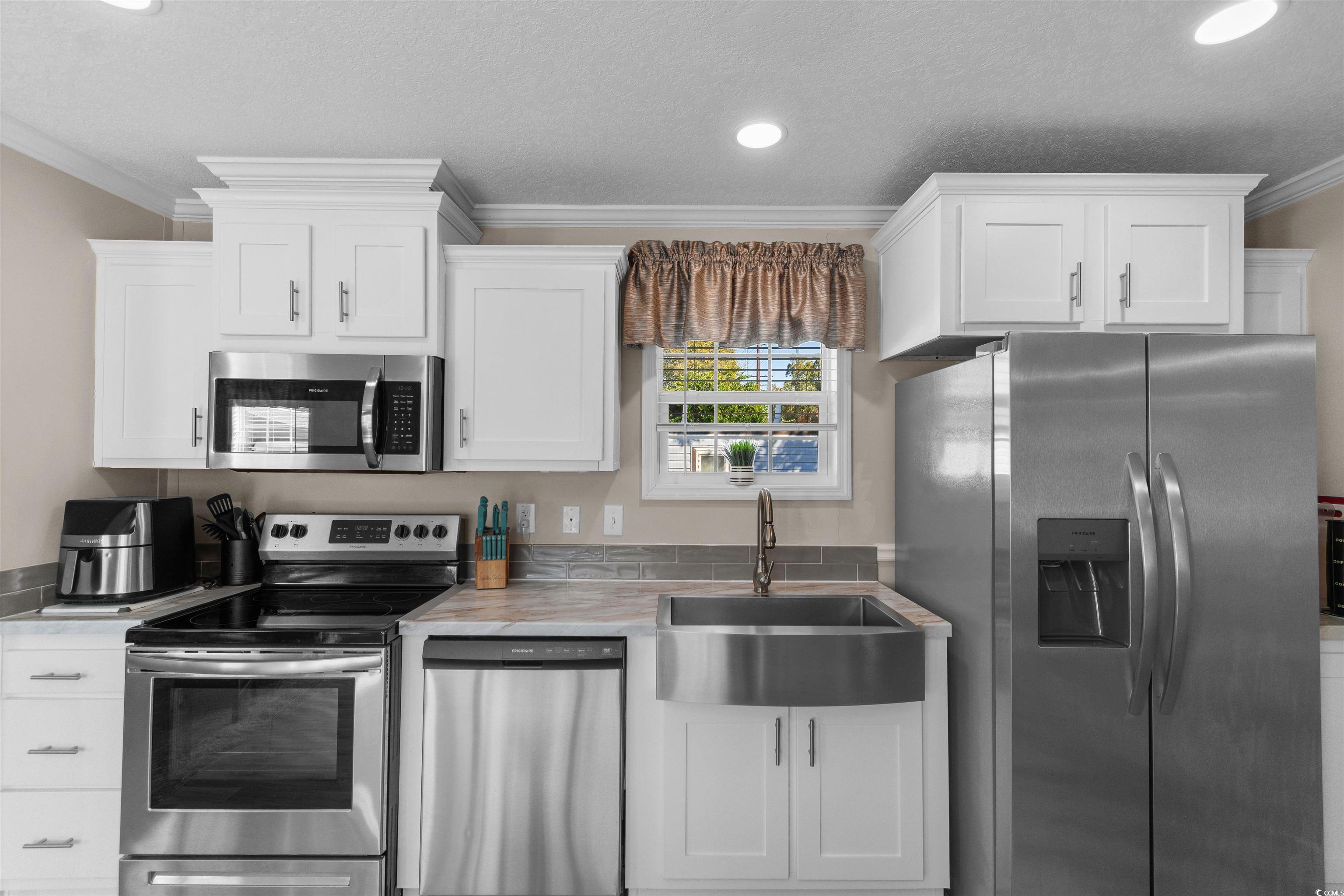 40 Shamrock Circle Property Photo 6