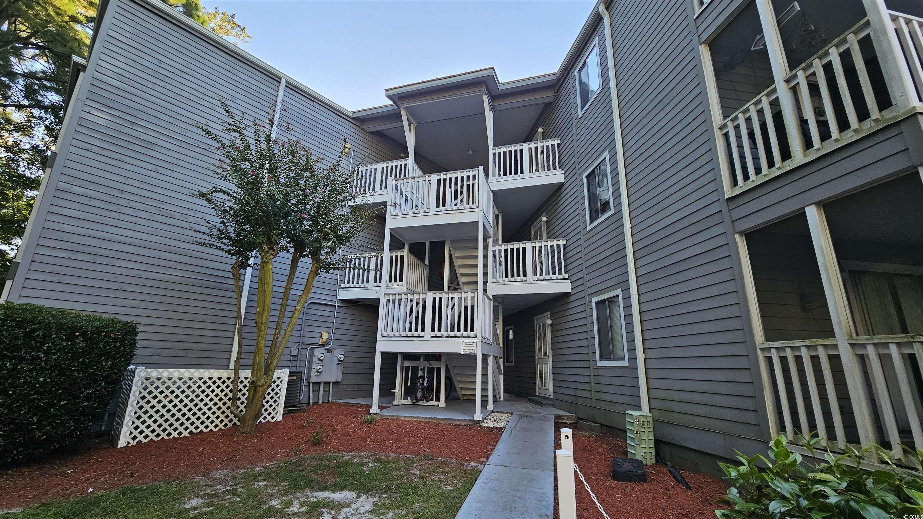 10168 Beach Dr. Property Photo 4