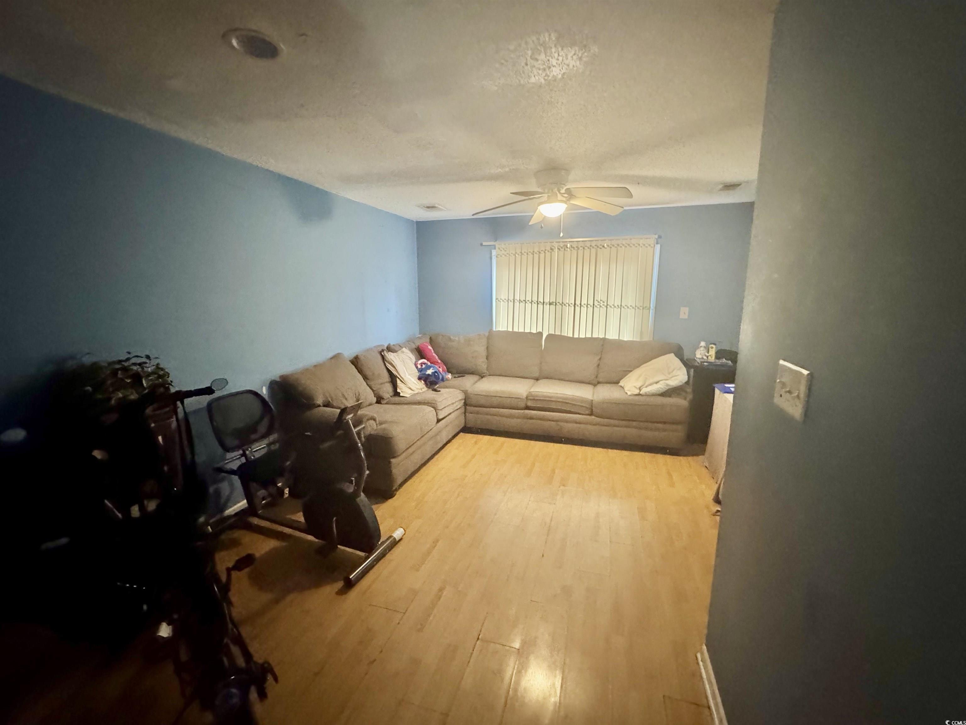 1207 Pinegrove Dr. Property Photo 5