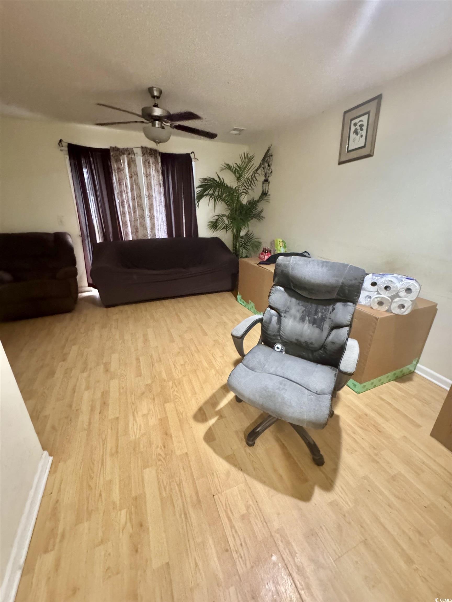 1207 Pinegrove Dr. Property Photo 9