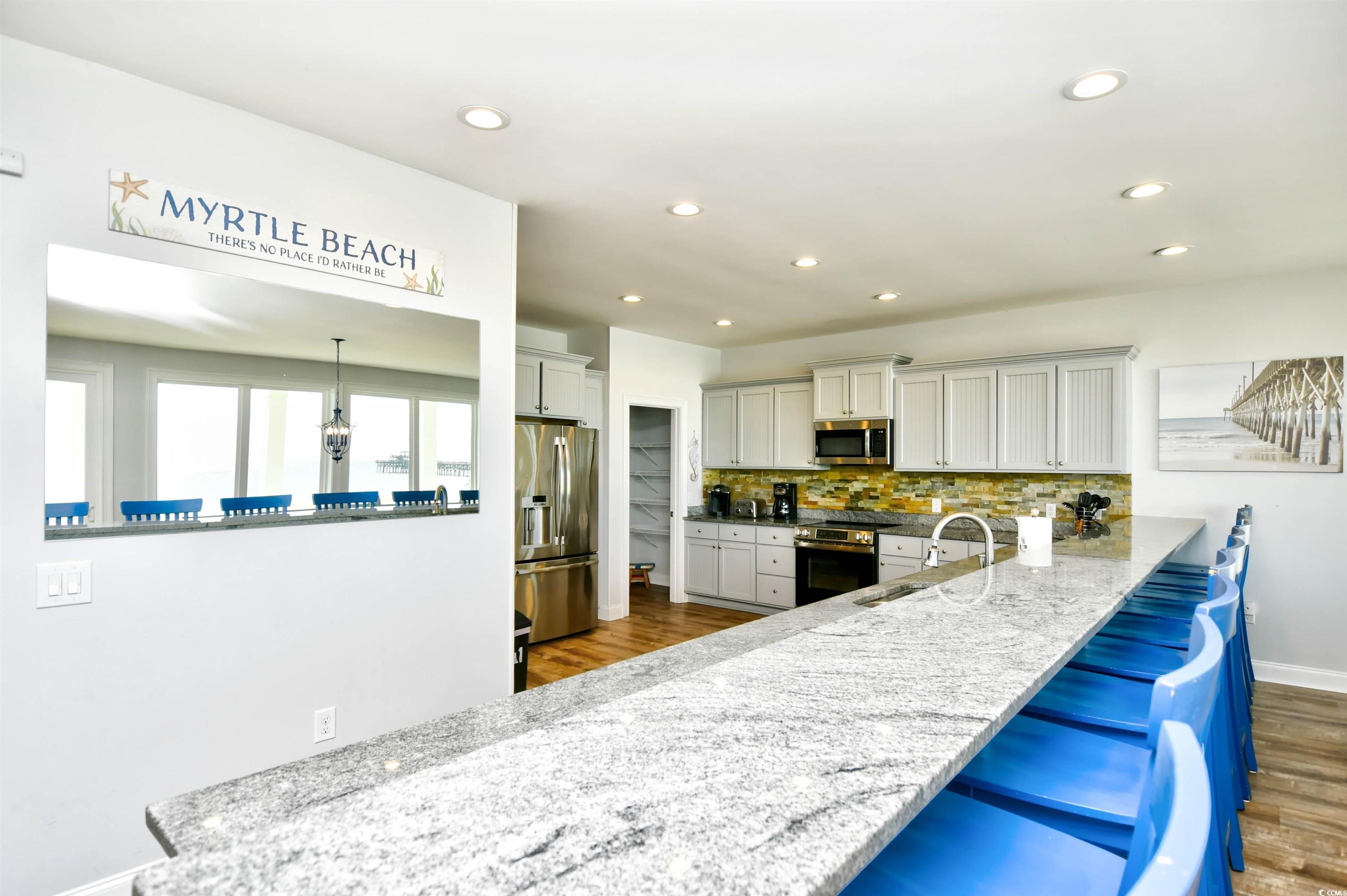 3302 N Ocean Blvd. Property Photo 7
