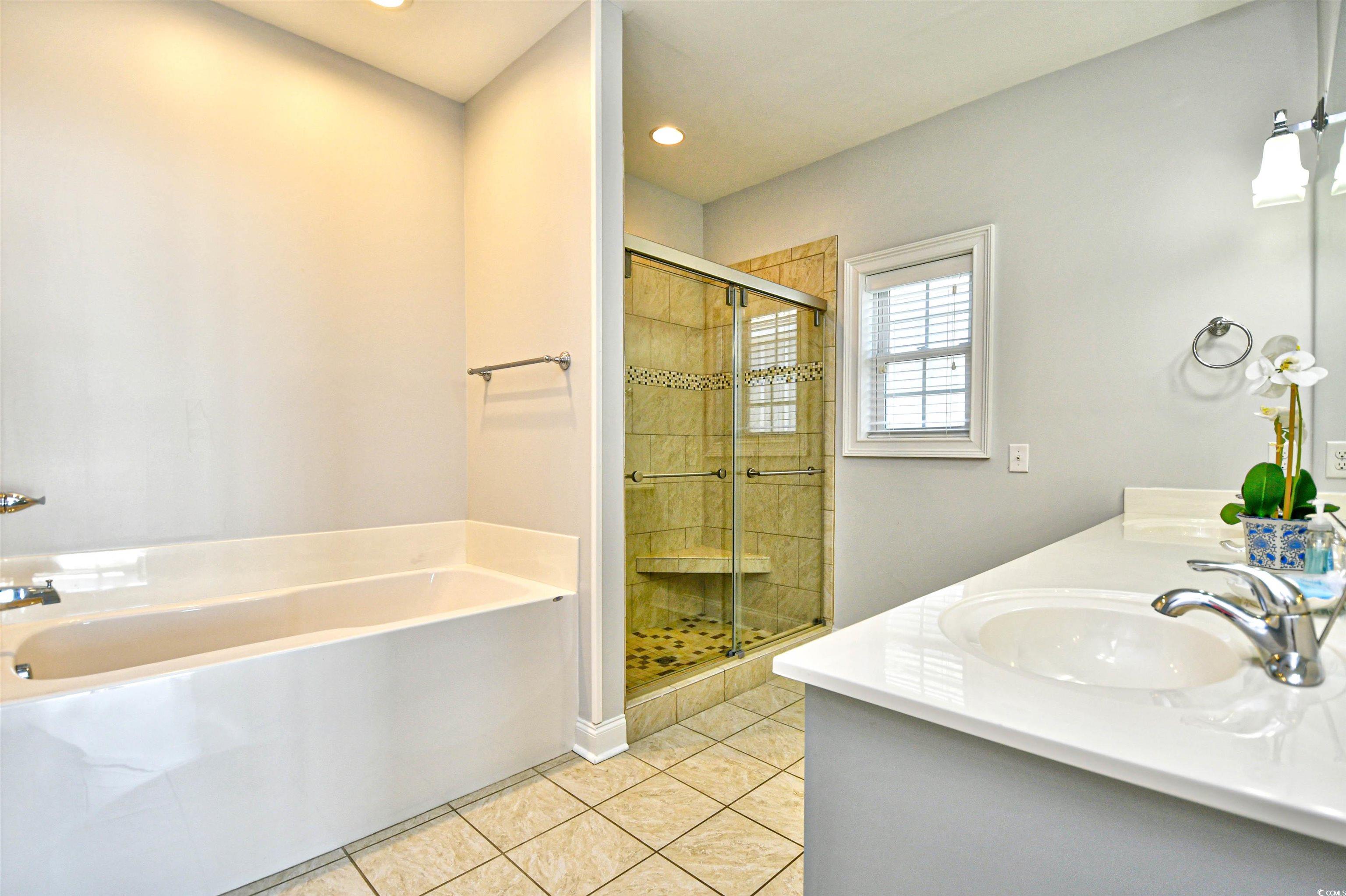 3302 N Ocean Blvd. Property Photo 23