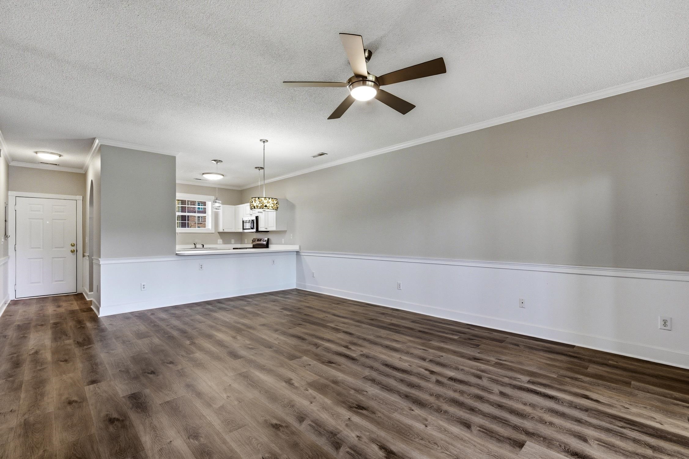702 Riverwalk Dr. Property Photo 10