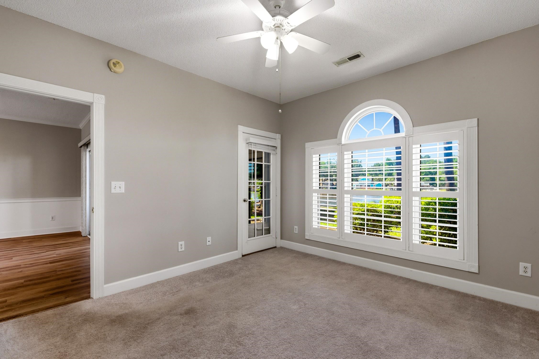 702 Riverwalk Dr. Property Photo 13