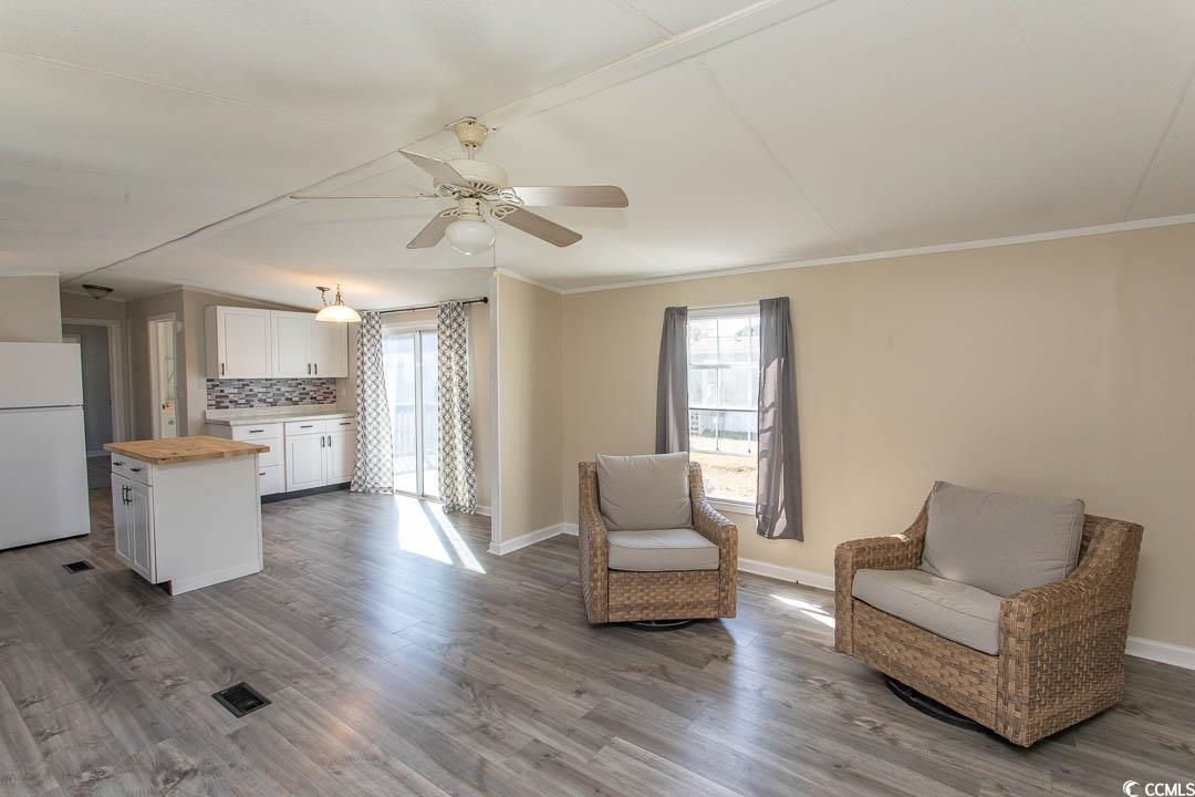 1013 Conway Plantation Dr. Property Photo 2