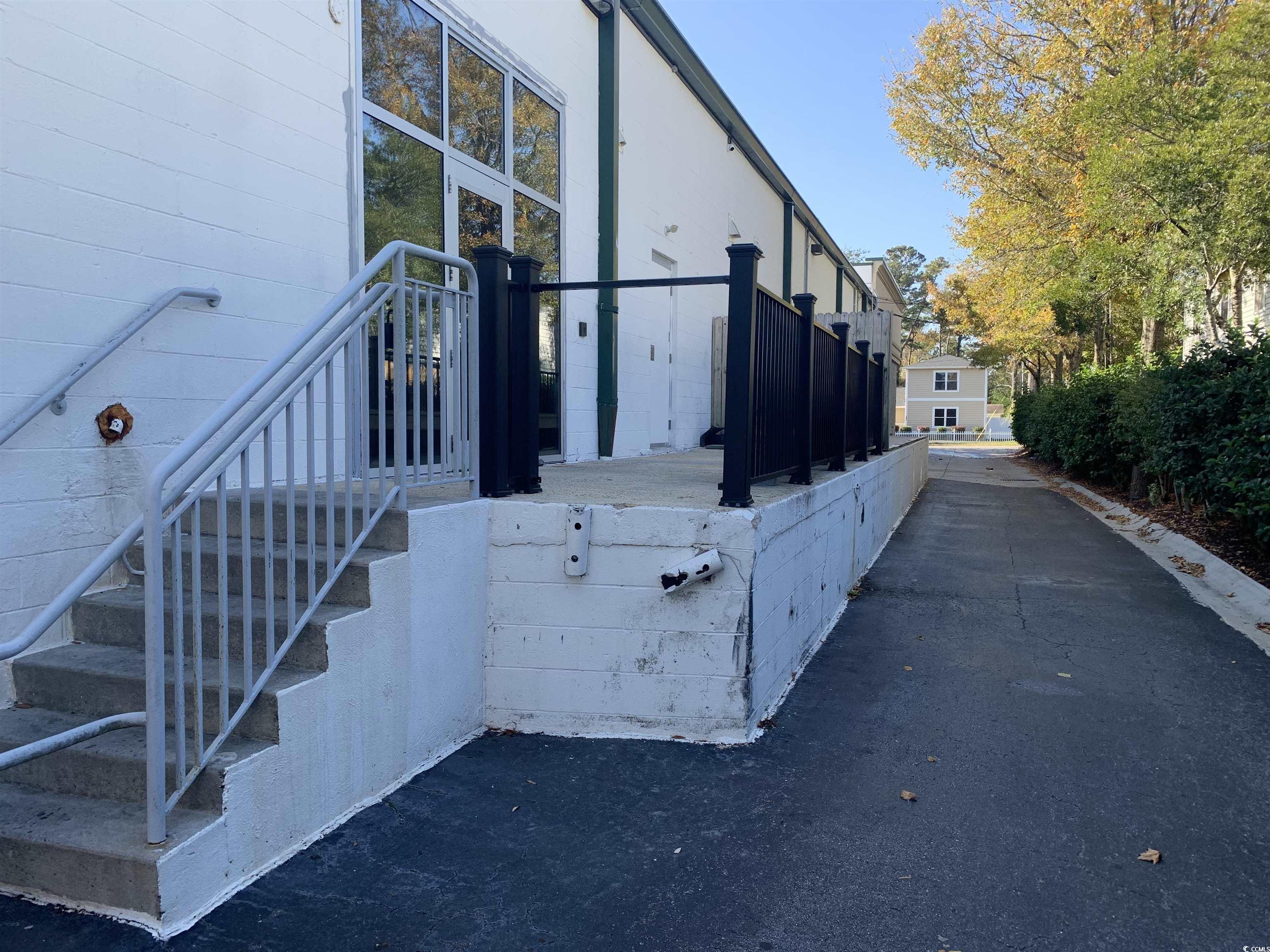 2903 N Kings Highway Property Photo 14
