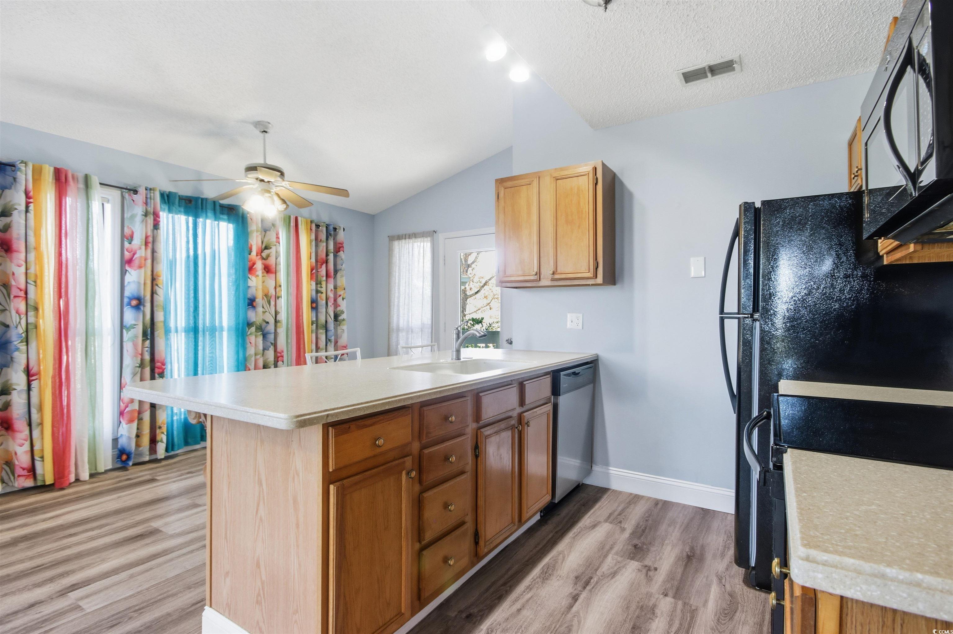 740 Tall Oaks Ct. Property Photo 14