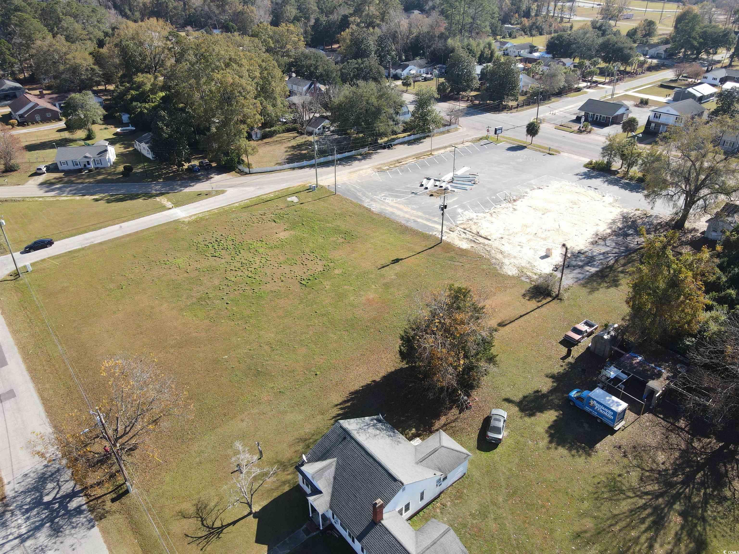 312 E Broad St. Property Photo 6