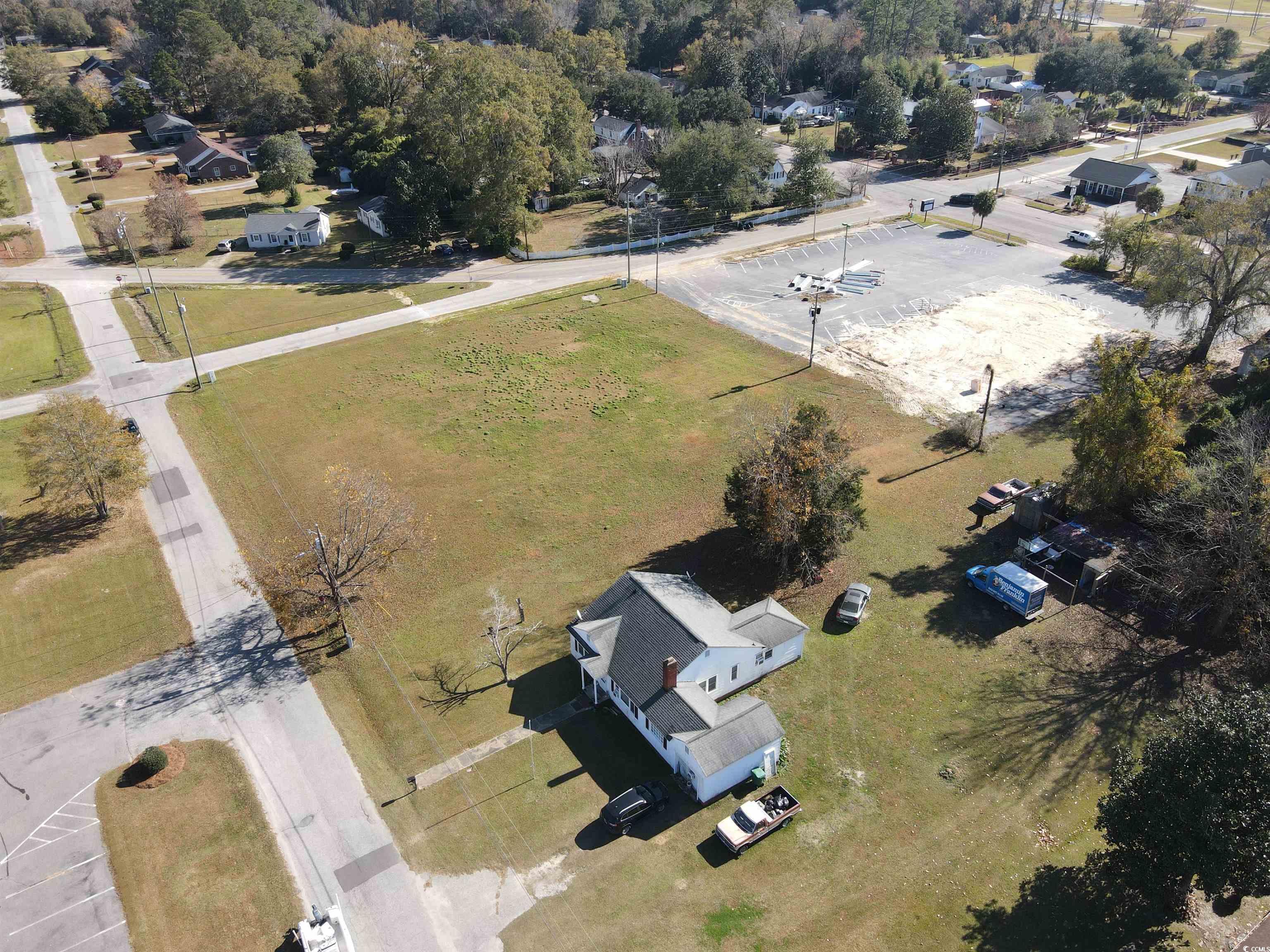 312 E Broad St. Property Photo 7