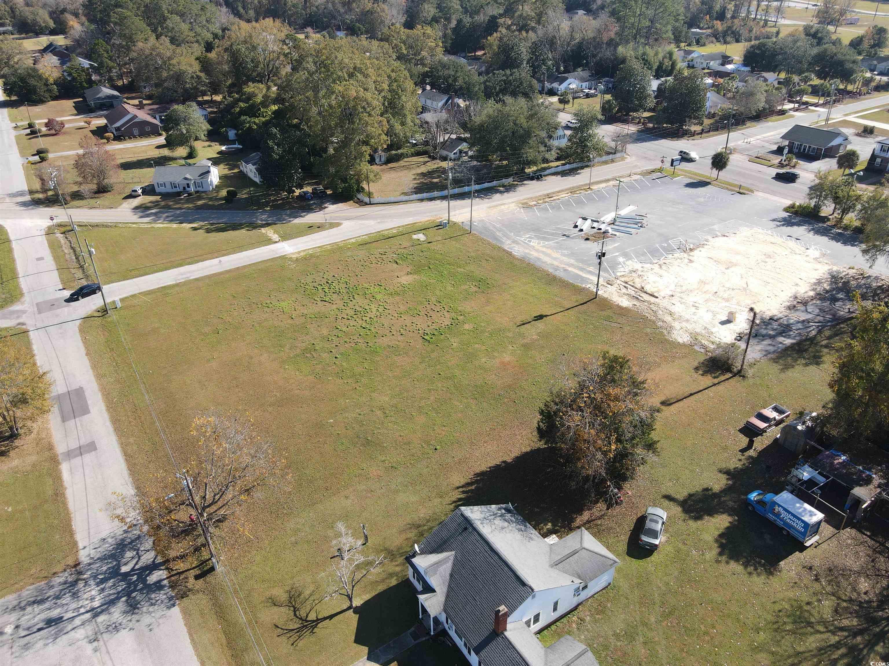 312 E Broad St. Property Photo 18