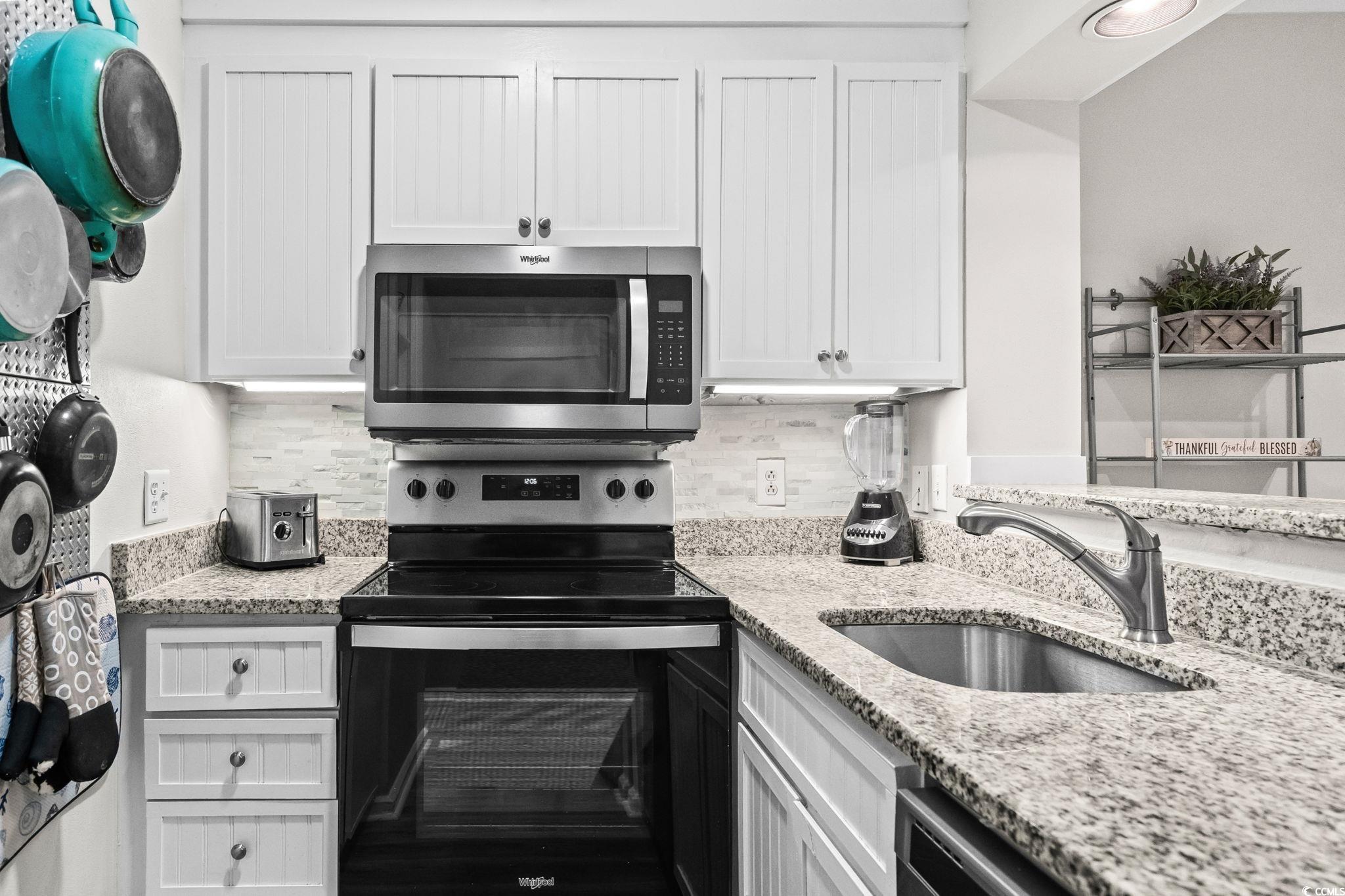 415 Ocean Creek Dr. Property Photo 16