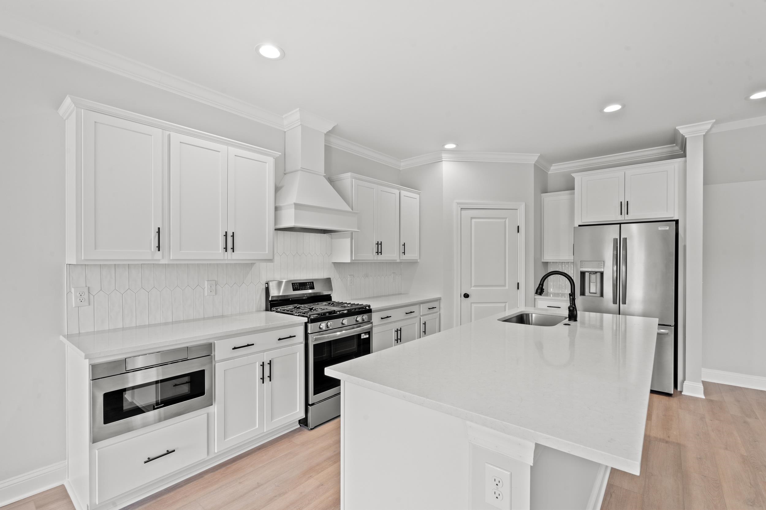 1505 Crooked Hook Rd. Property Photo 5