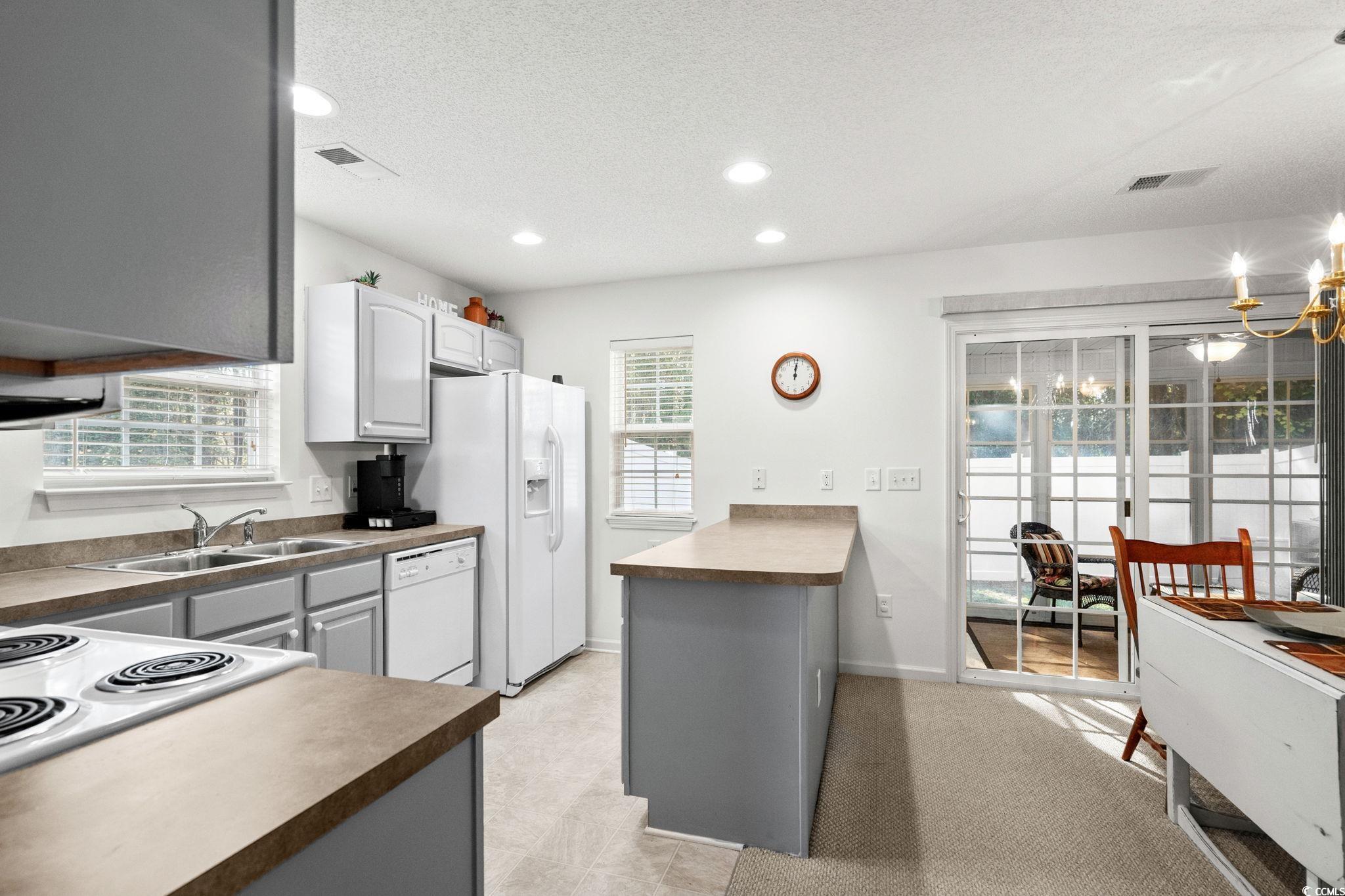 399 Seabert Rd. Property Photo 11