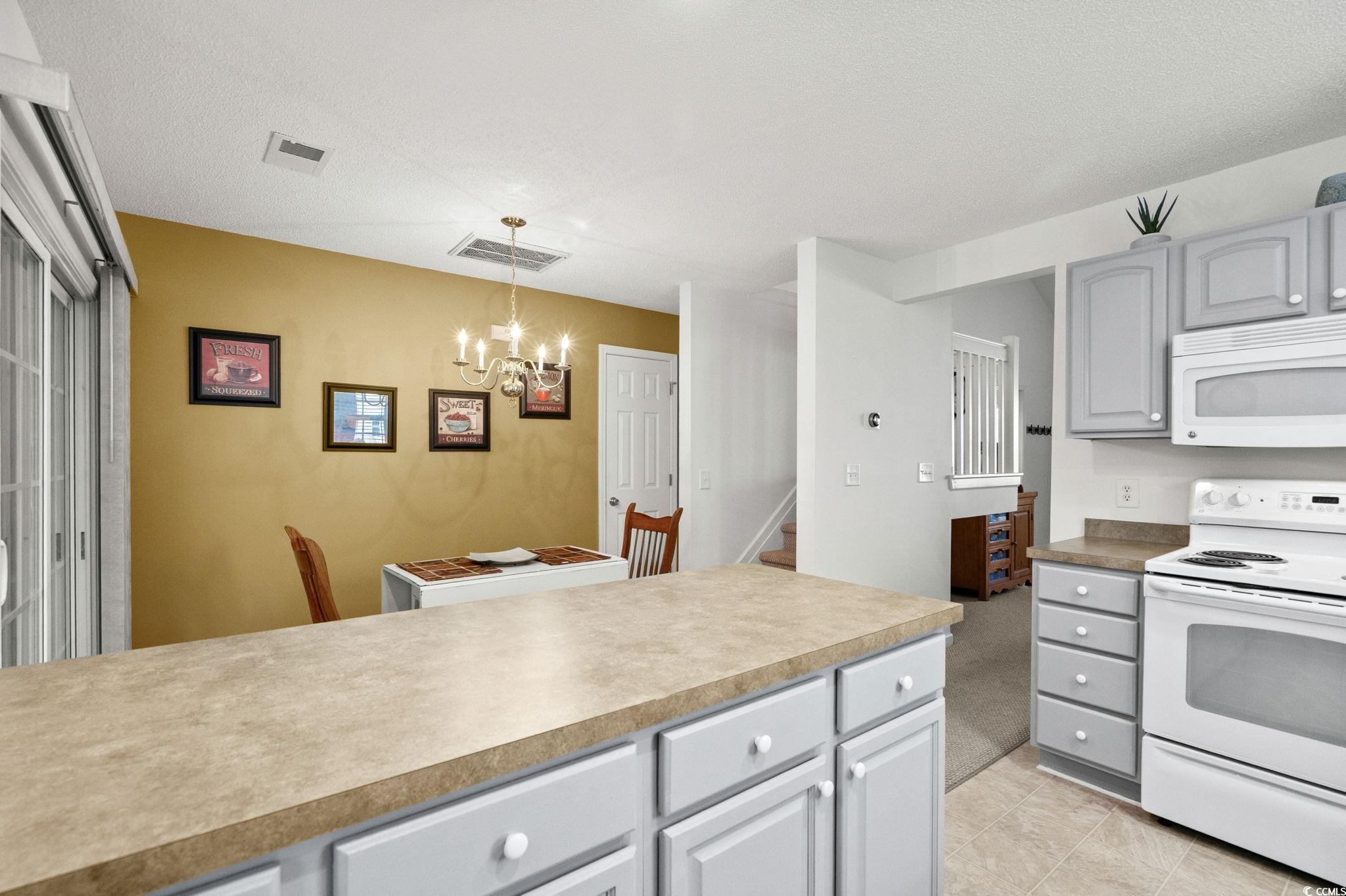 399 Seabert Rd. Property Photo 18