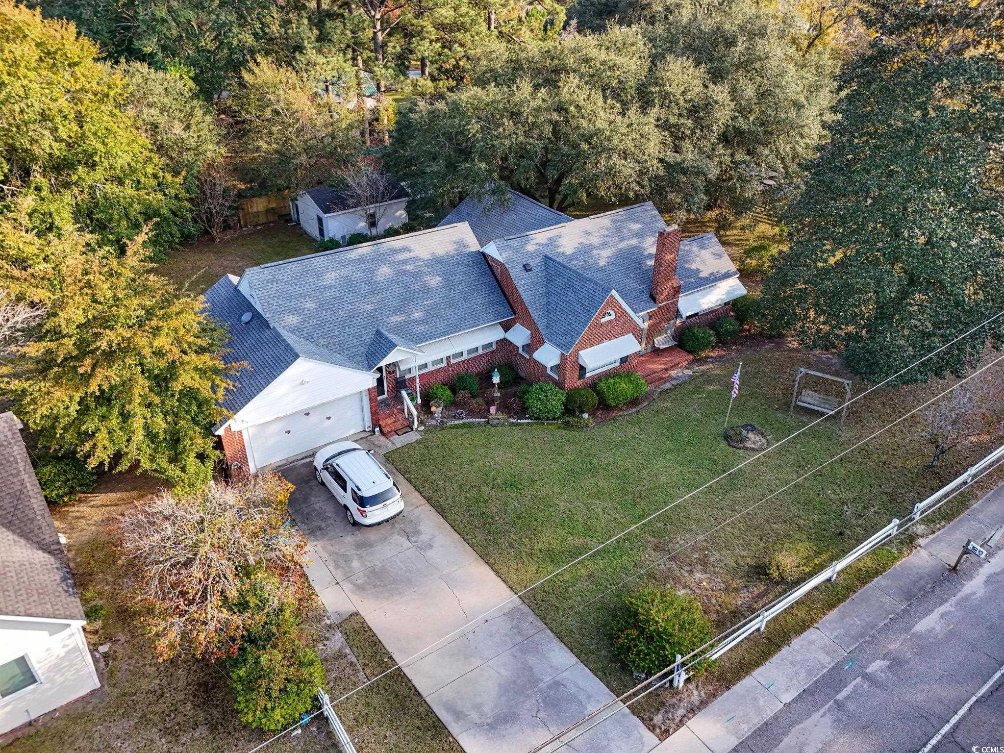 1817 South Island Rd. Property Photo 1