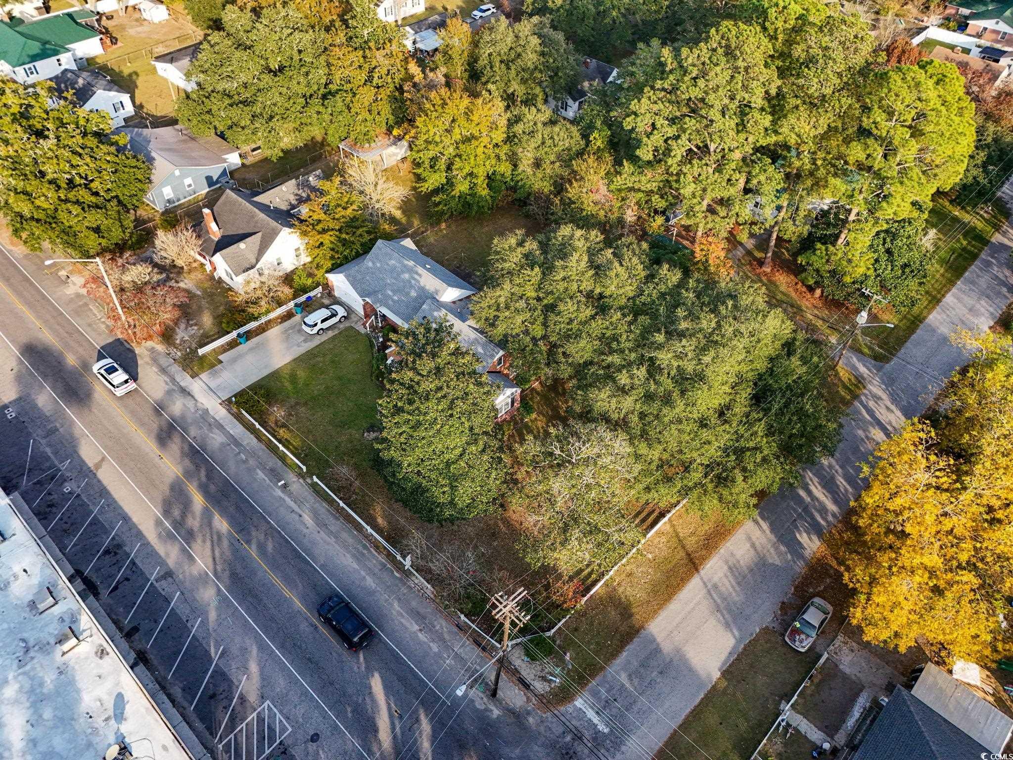 1817 South Island Rd. Property Photo 2