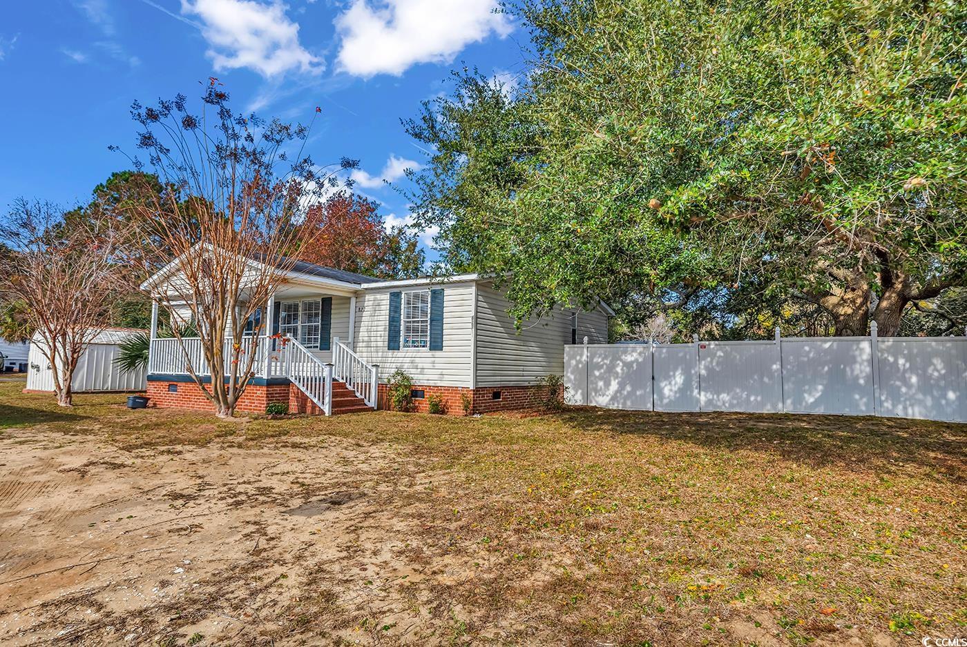 827 White Sand Ct.