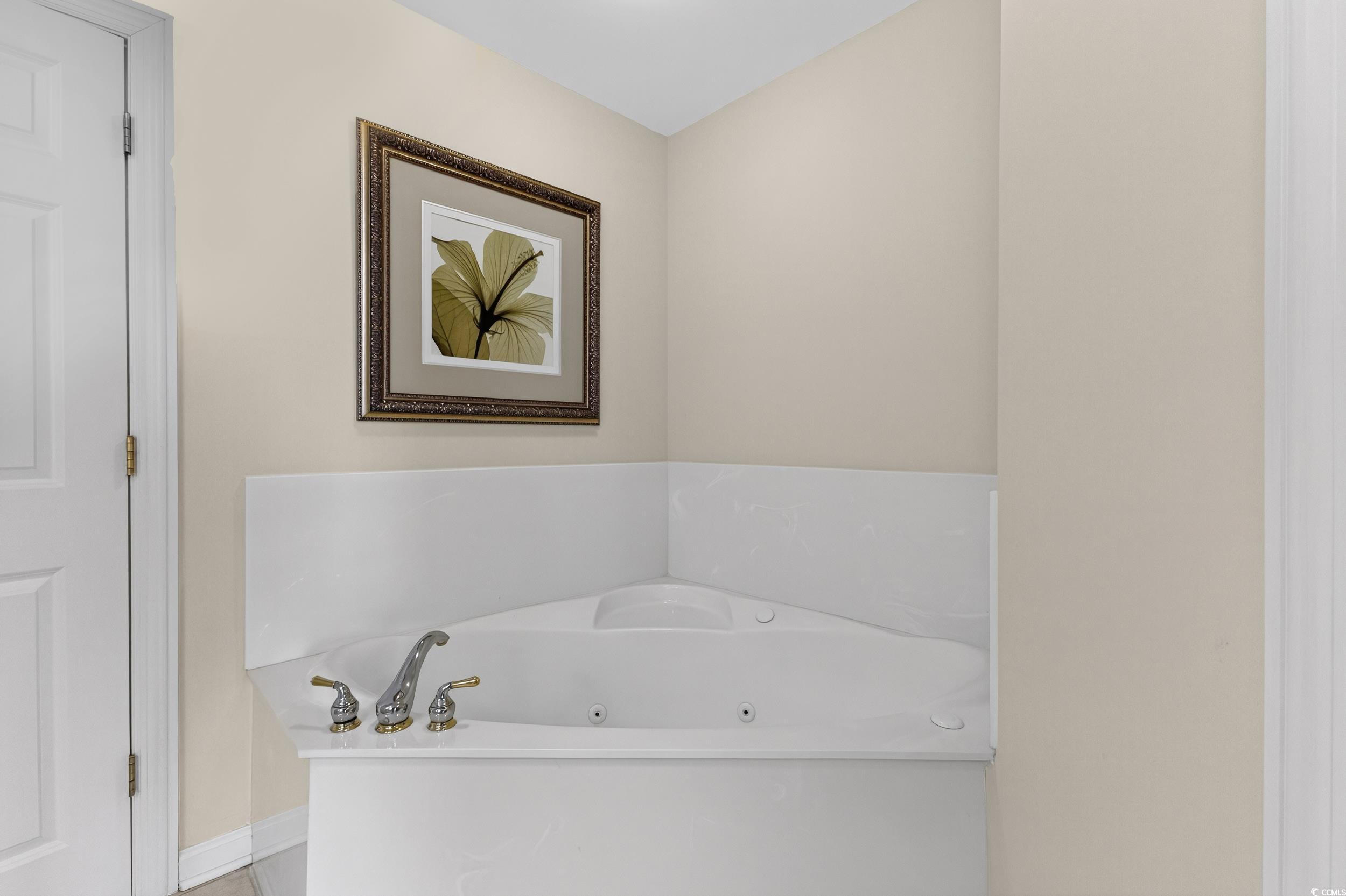 8500 Margate Circle Property Photo 22