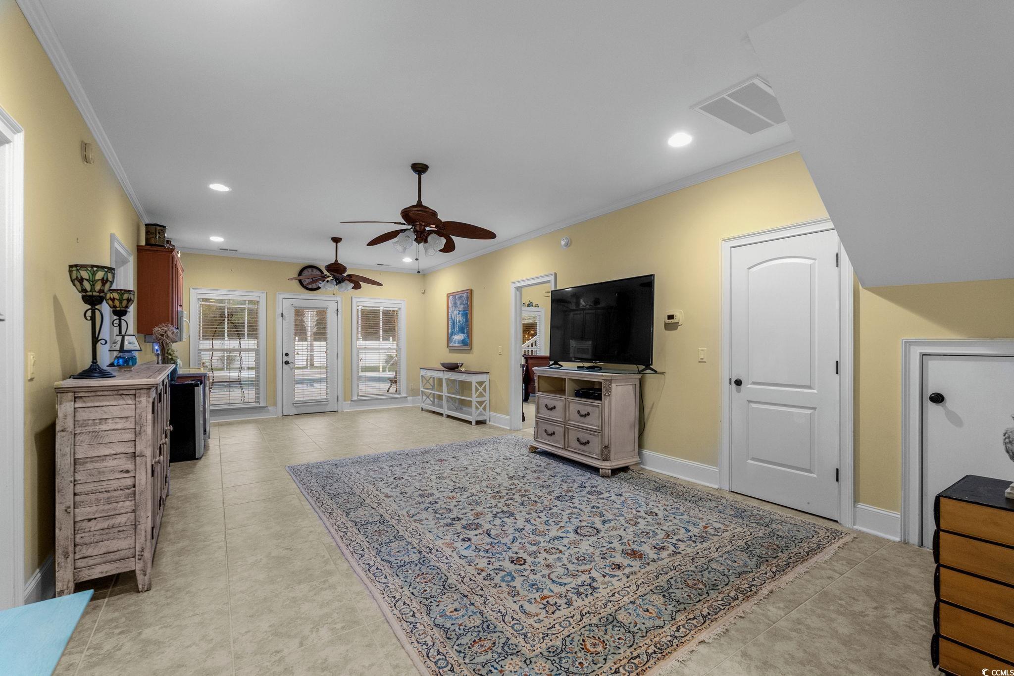 302 Kingston Rd. Property Photo 22