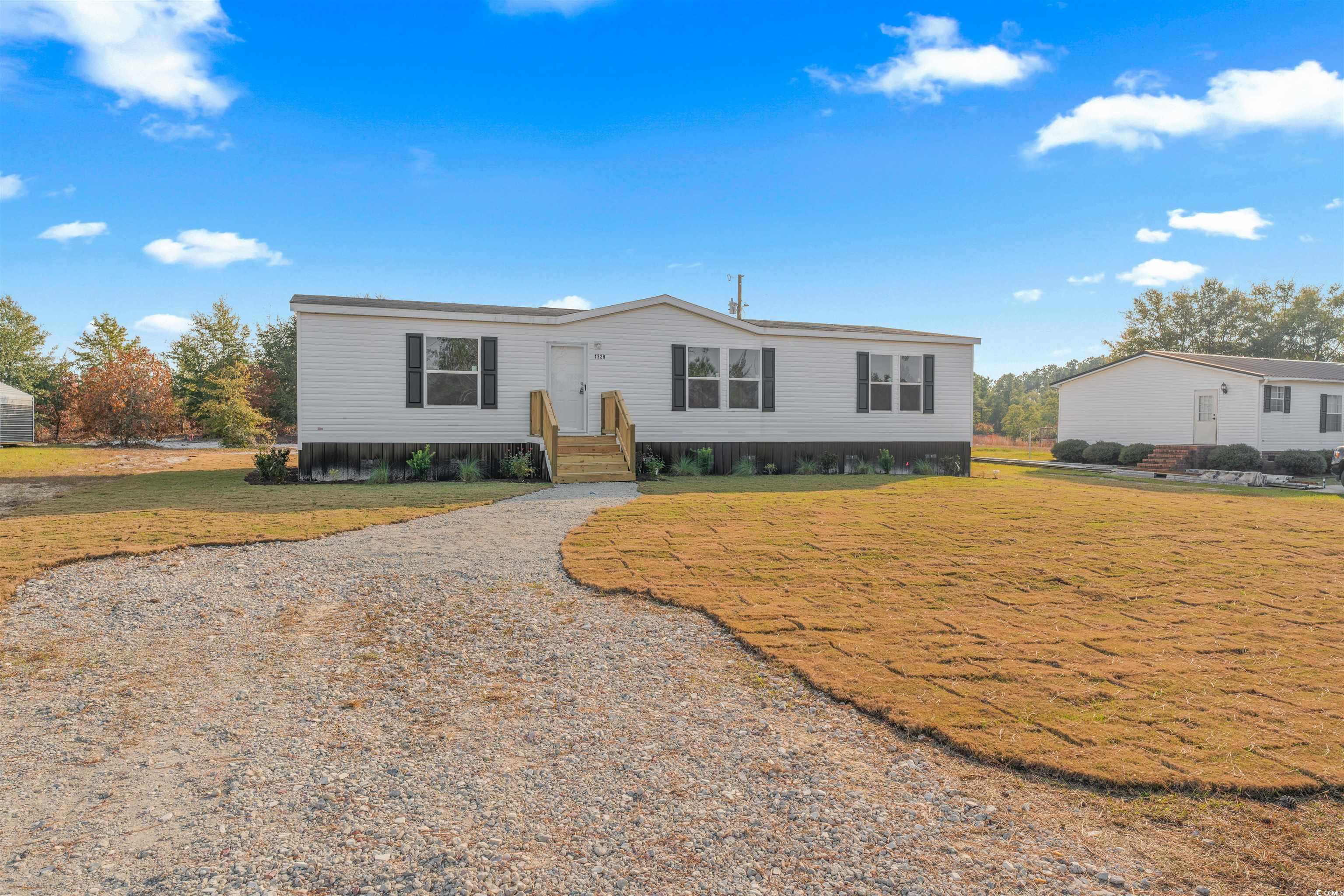 1229 Francis Marion Dr. Property Photo 1