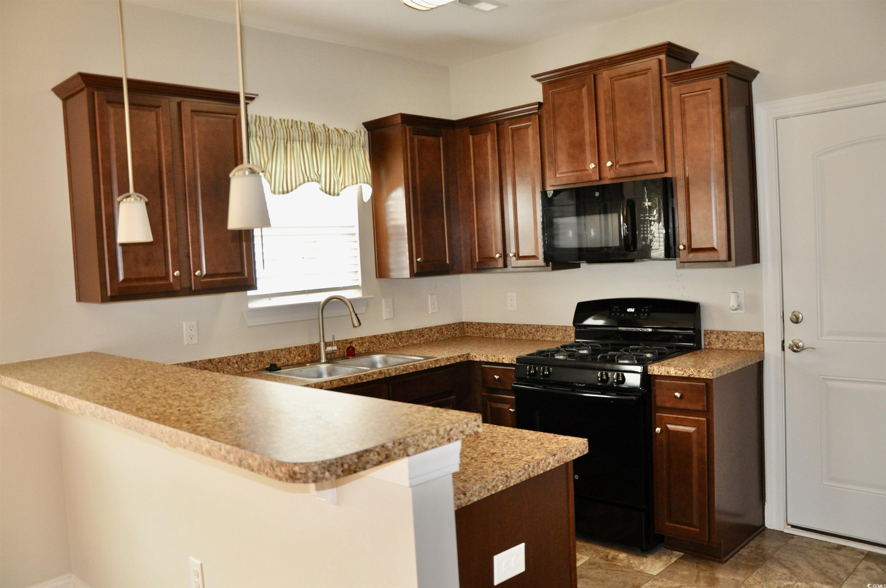 1305 Riverport Dr. Property Photo 13