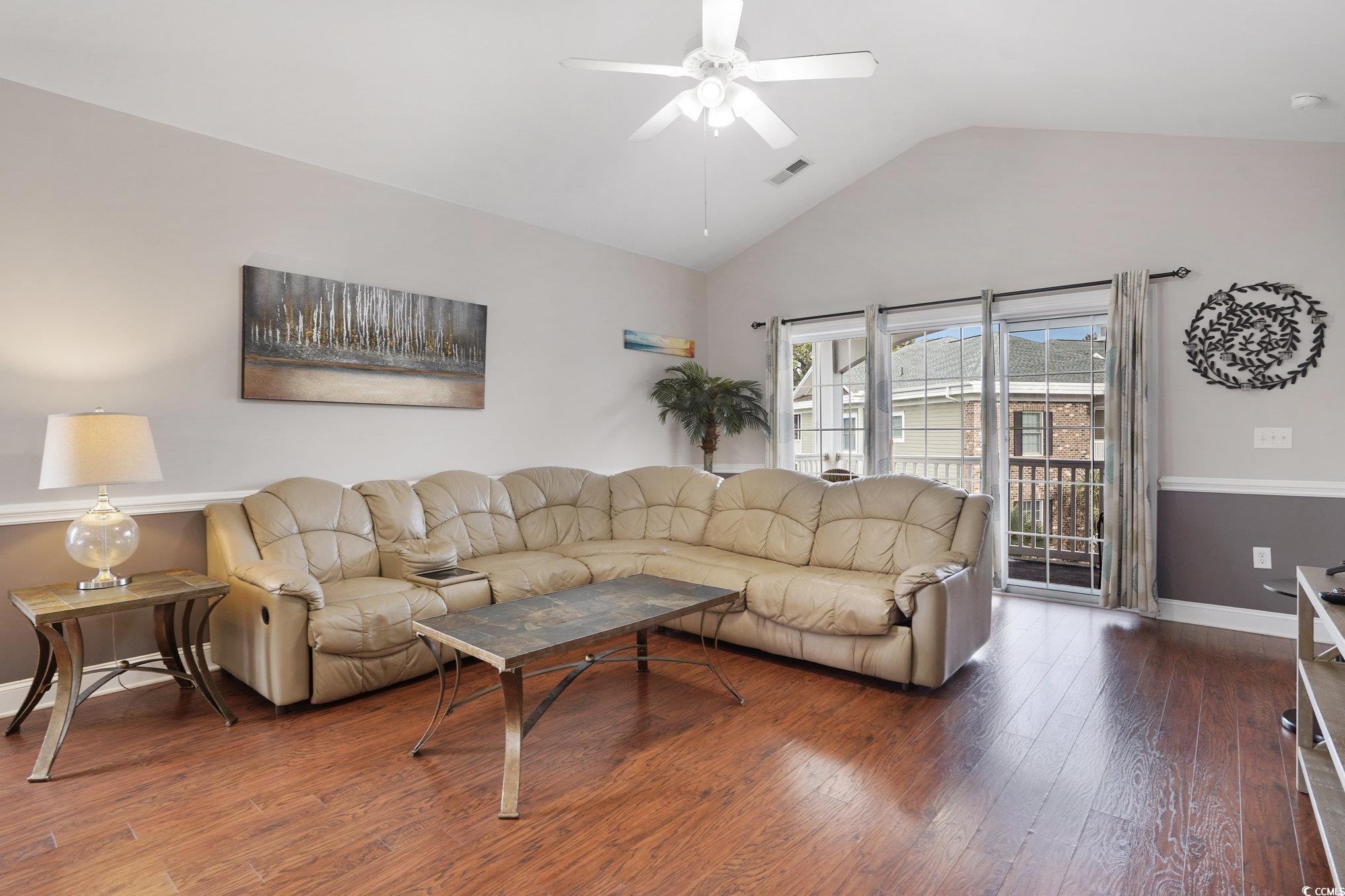 4878 Dahlia Ct. Property Photo 5