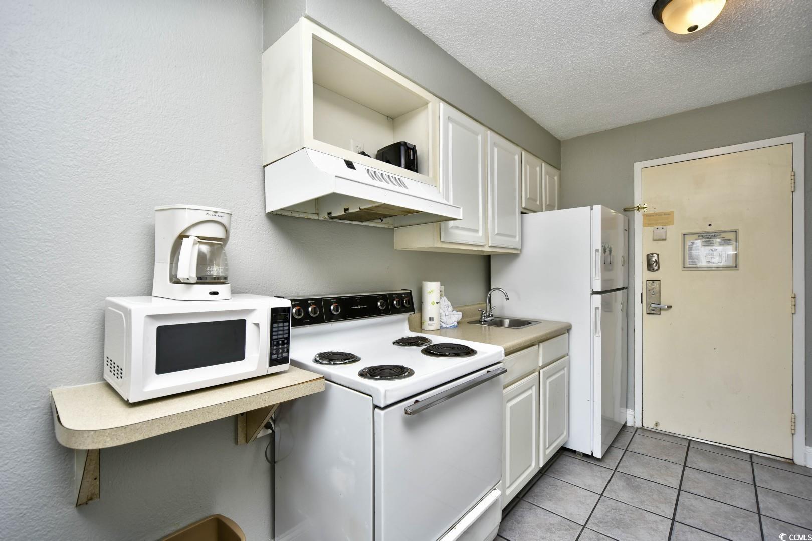 1207 S Ocean Blvd. Property Photo 10