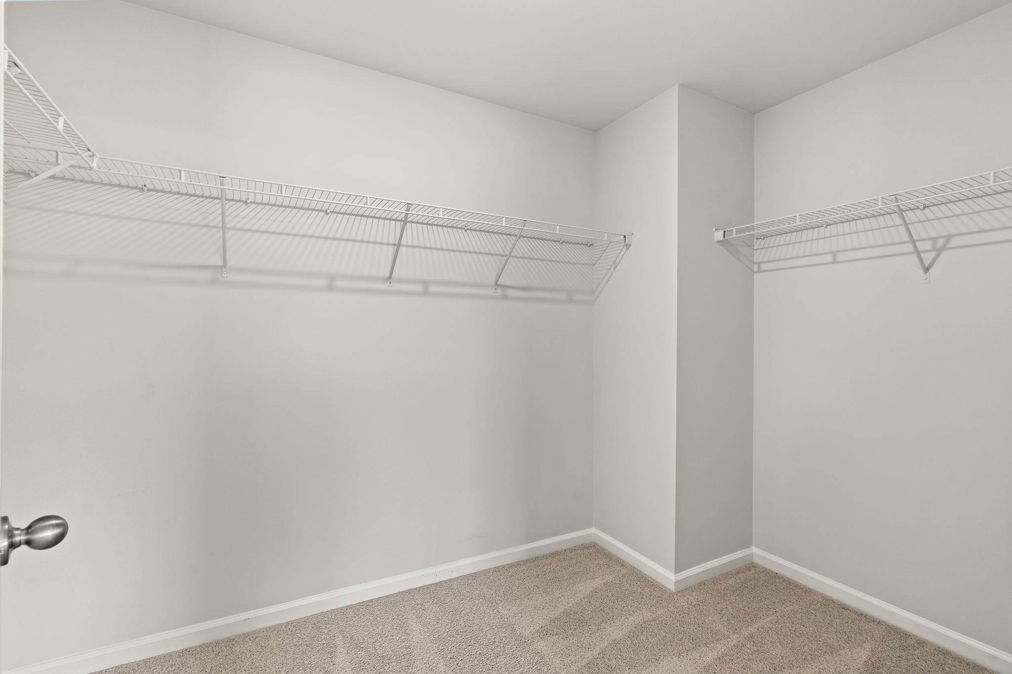 331 Picnic Basket Pl. Property Photo 15