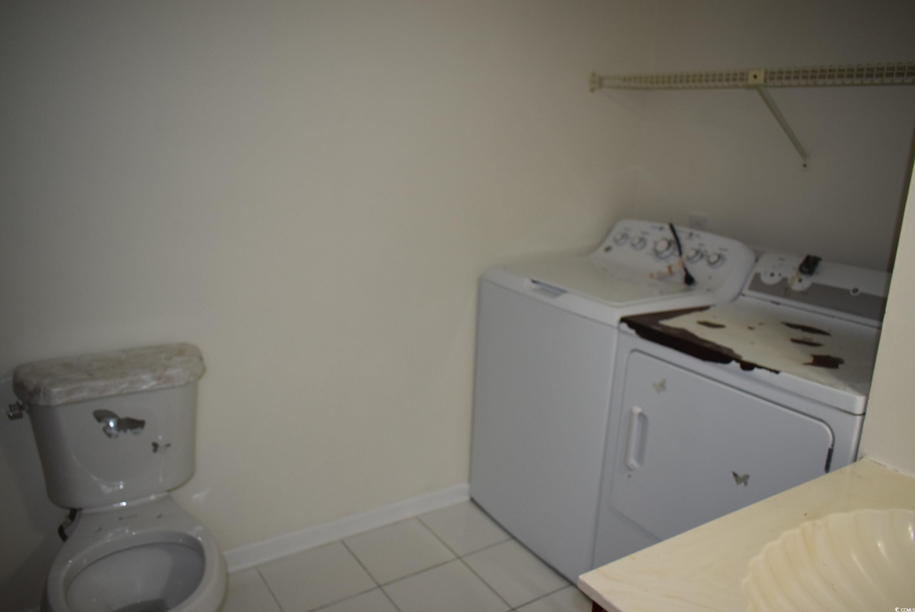 1208 Pinegrove Dr. Property Photo 16