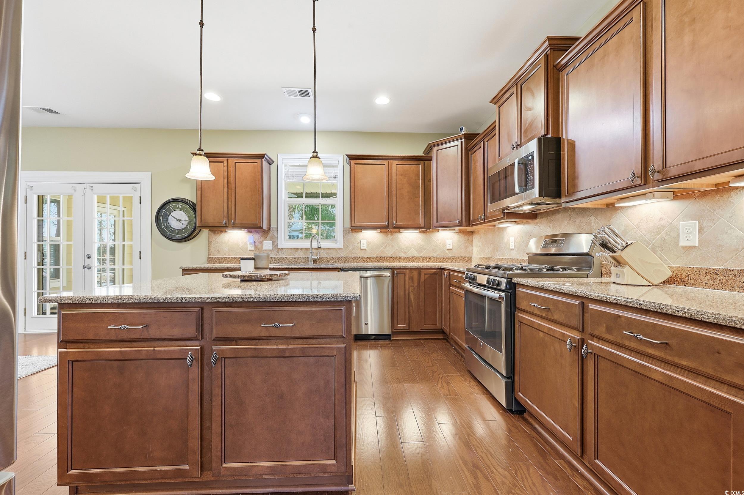 1161 Wyatt Ln. Property Photo 8