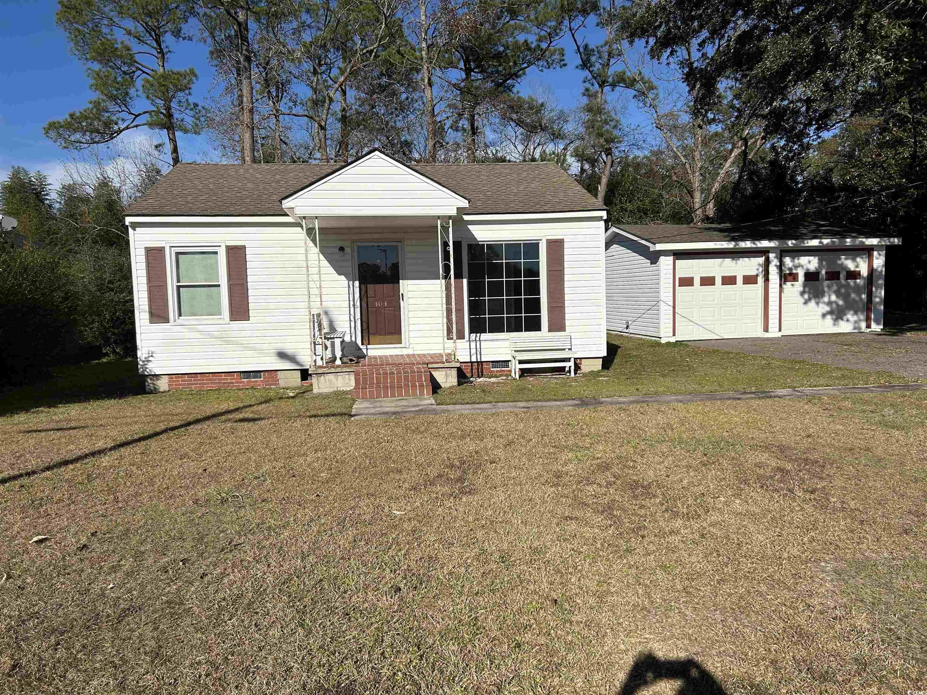404 E Andrews St. Property Photo 1