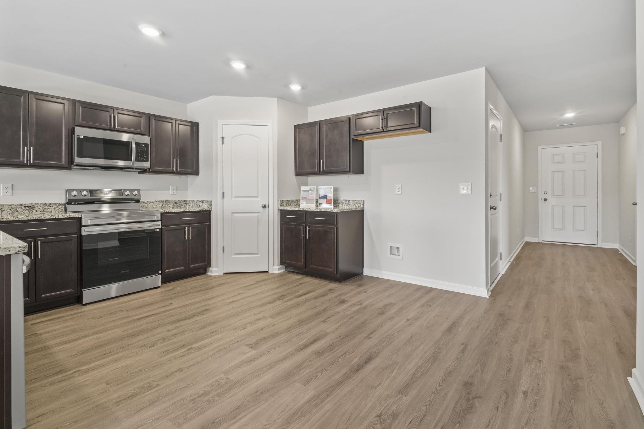 2642 Tansy Rd. Property Photo 10