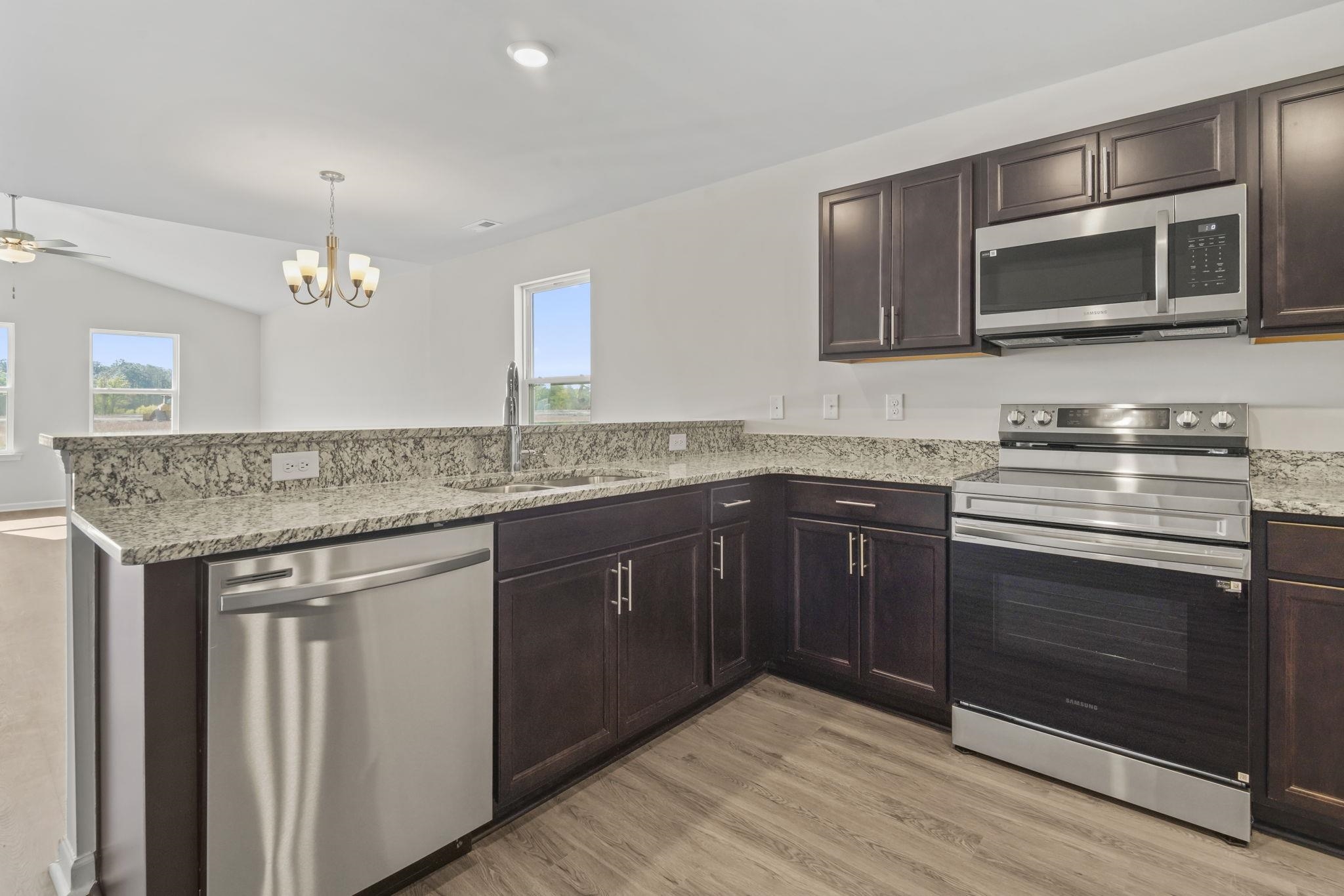 2642 Tansy Rd. Property Photo 11