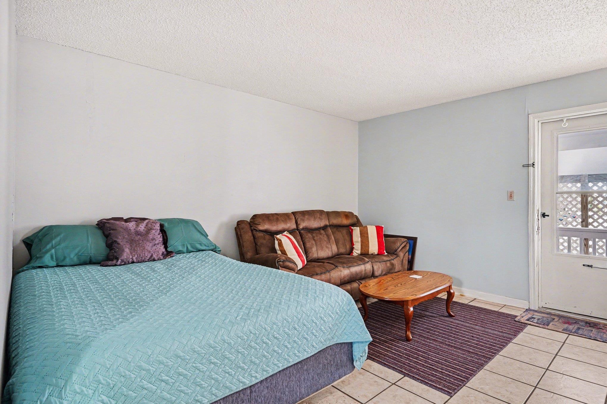 307 Flagg St. Property Photo 9