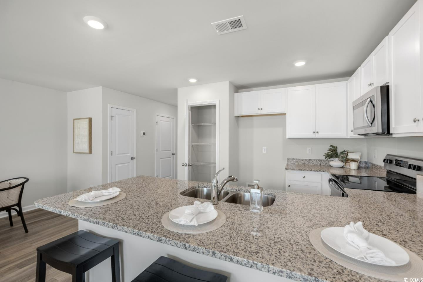 272 Bayou Loop Property Photo 4
