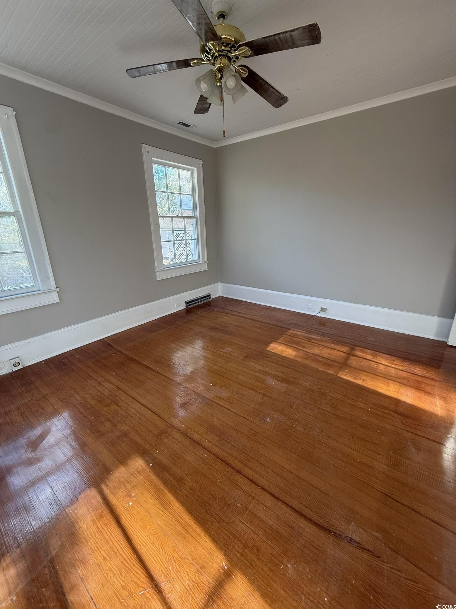 305 E Bamberg St. Property Photo 4