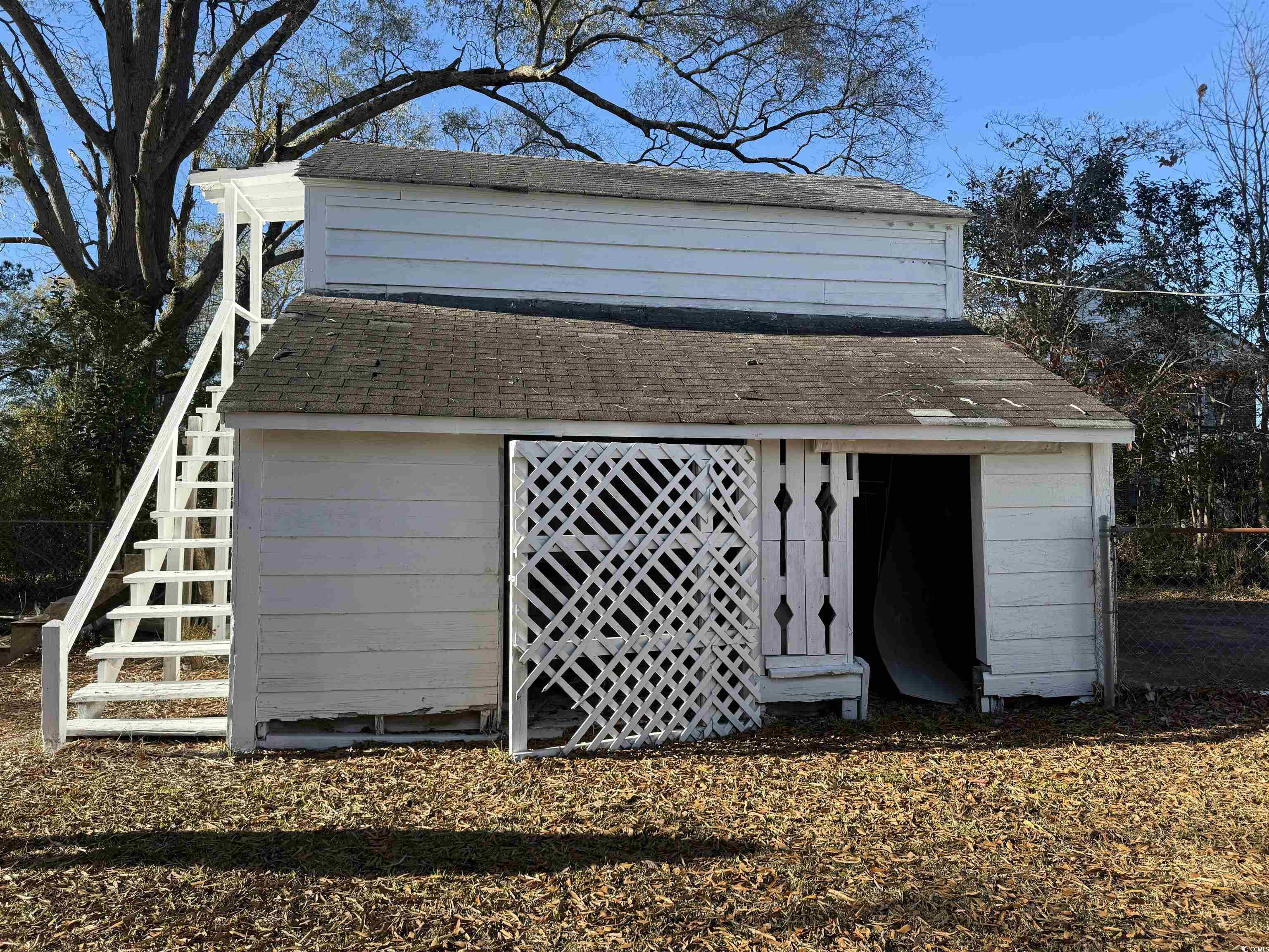 305 E Bamberg St. Property Photo 8