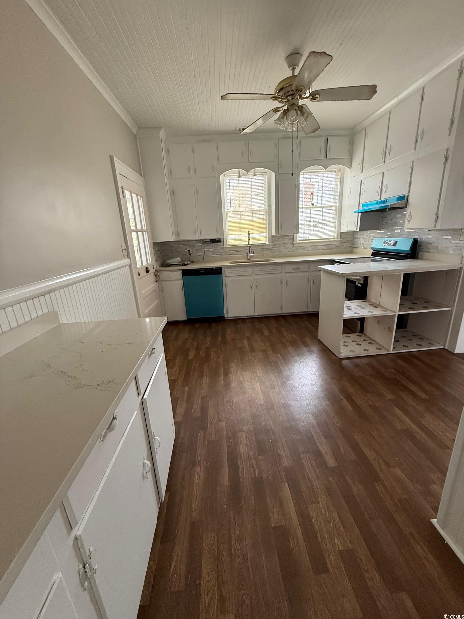 305 E Bamberg St. Property Photo 10