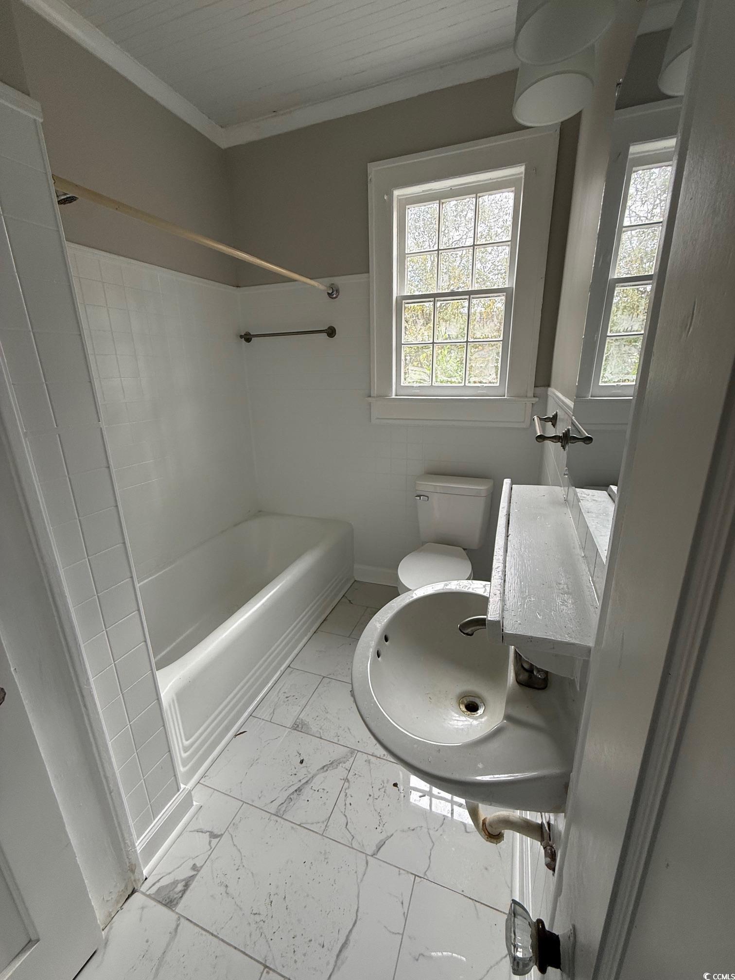305 E Bamberg St. Property Photo 11