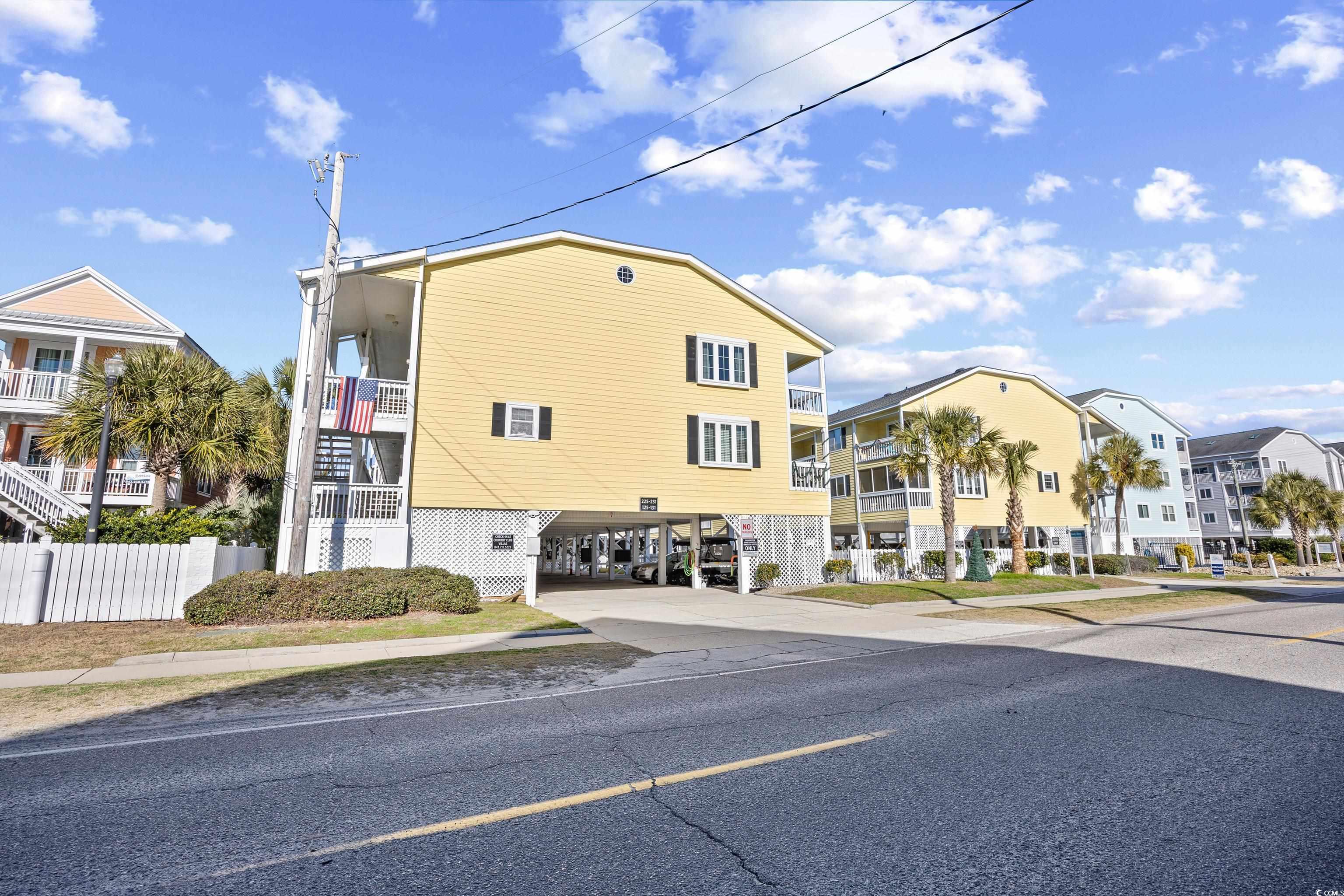 1425 N Waccamaw Dr. Property Photo 1