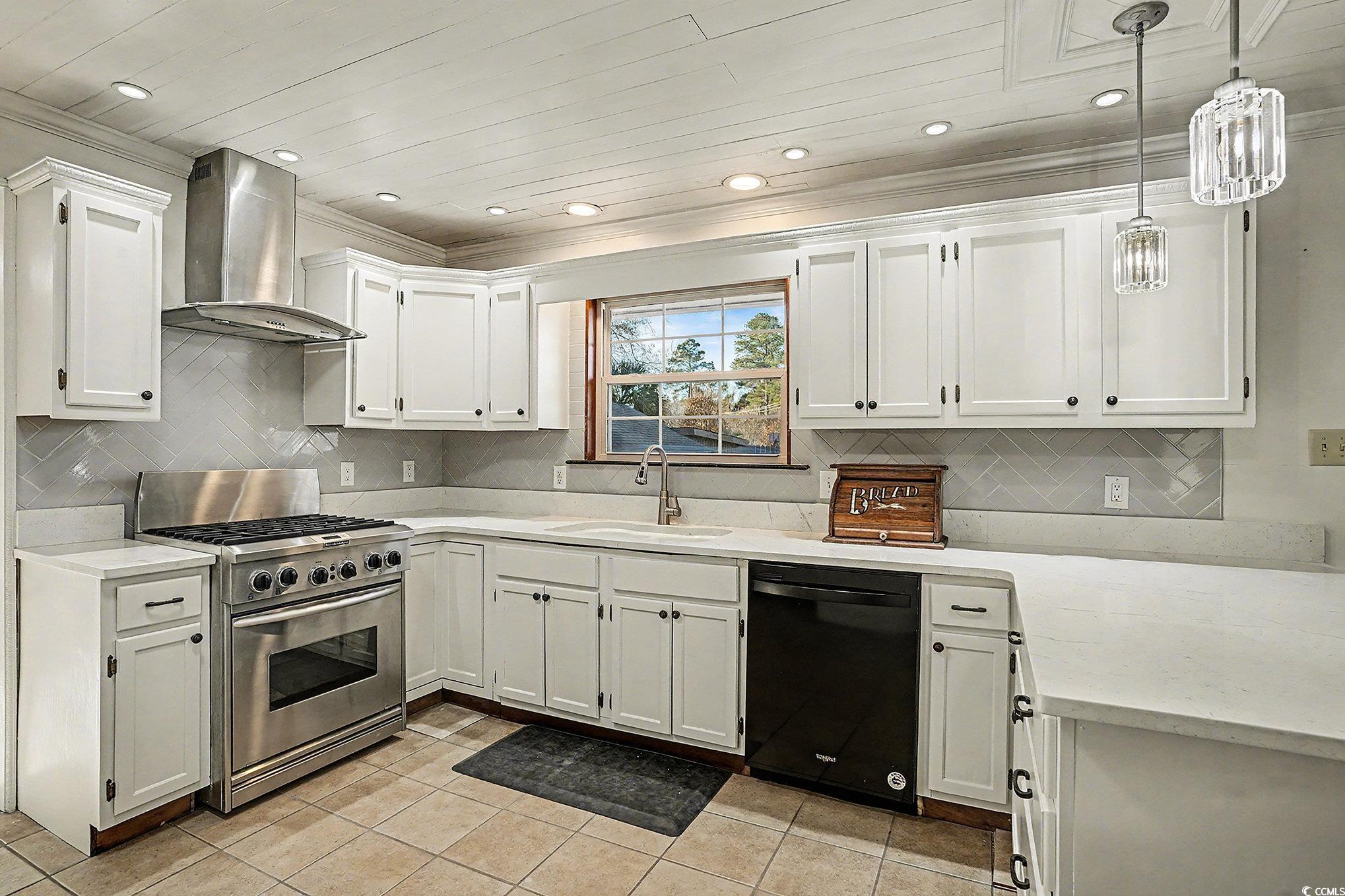 218 Busbee St. Property Photo 10