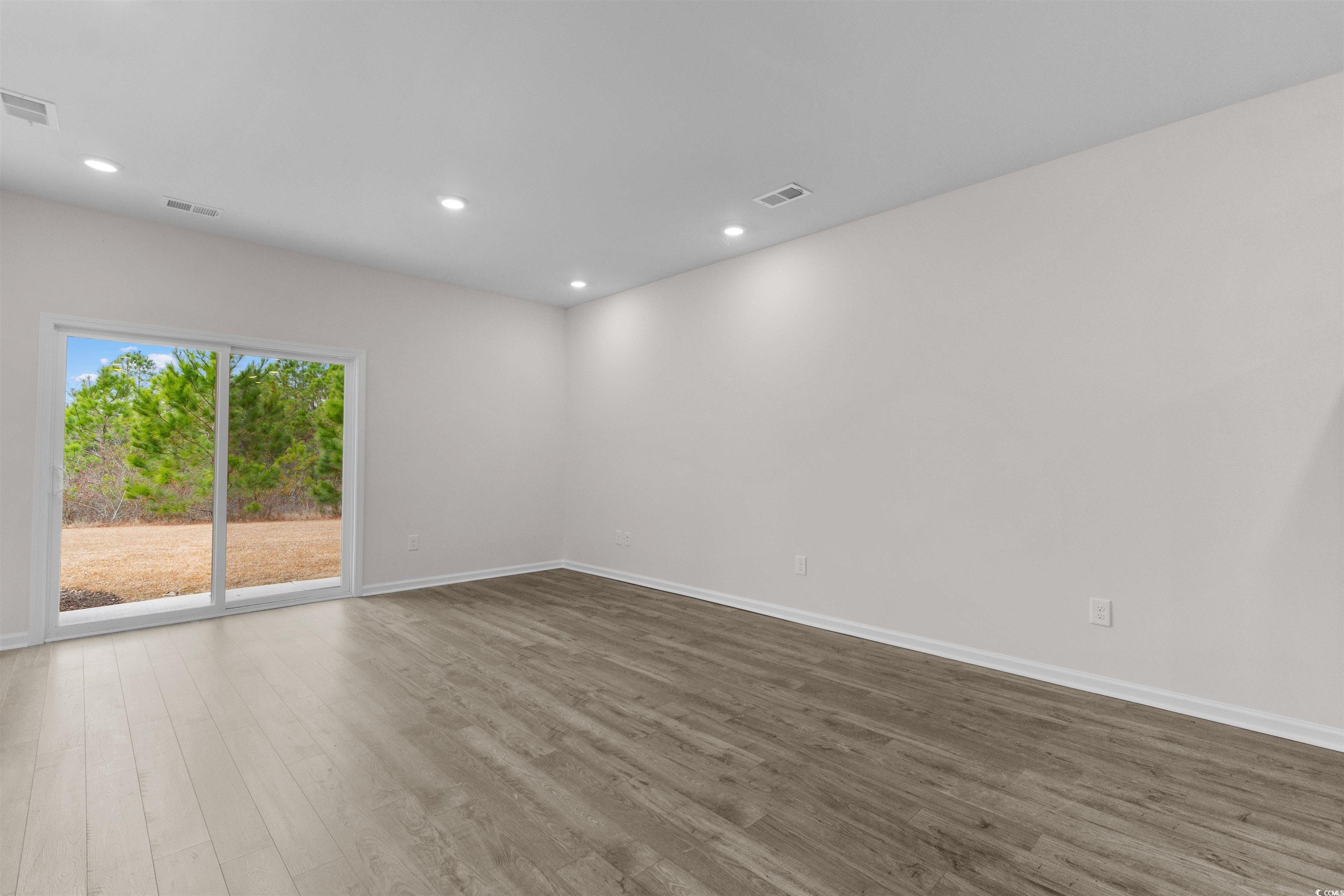 3710 Bells Lake Circle Property Photo 5
