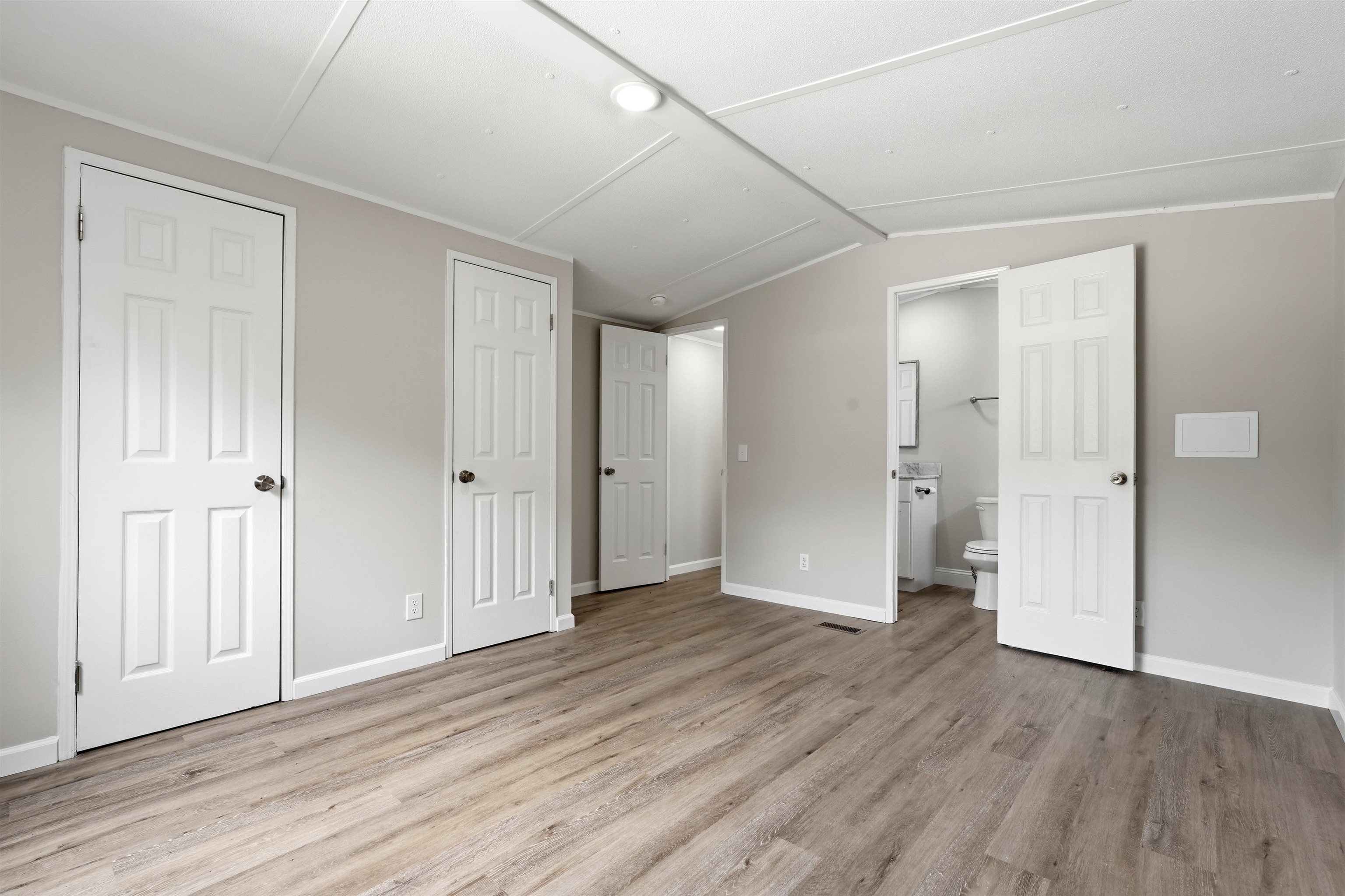 2732 Cirus Dr. Property Photo 17