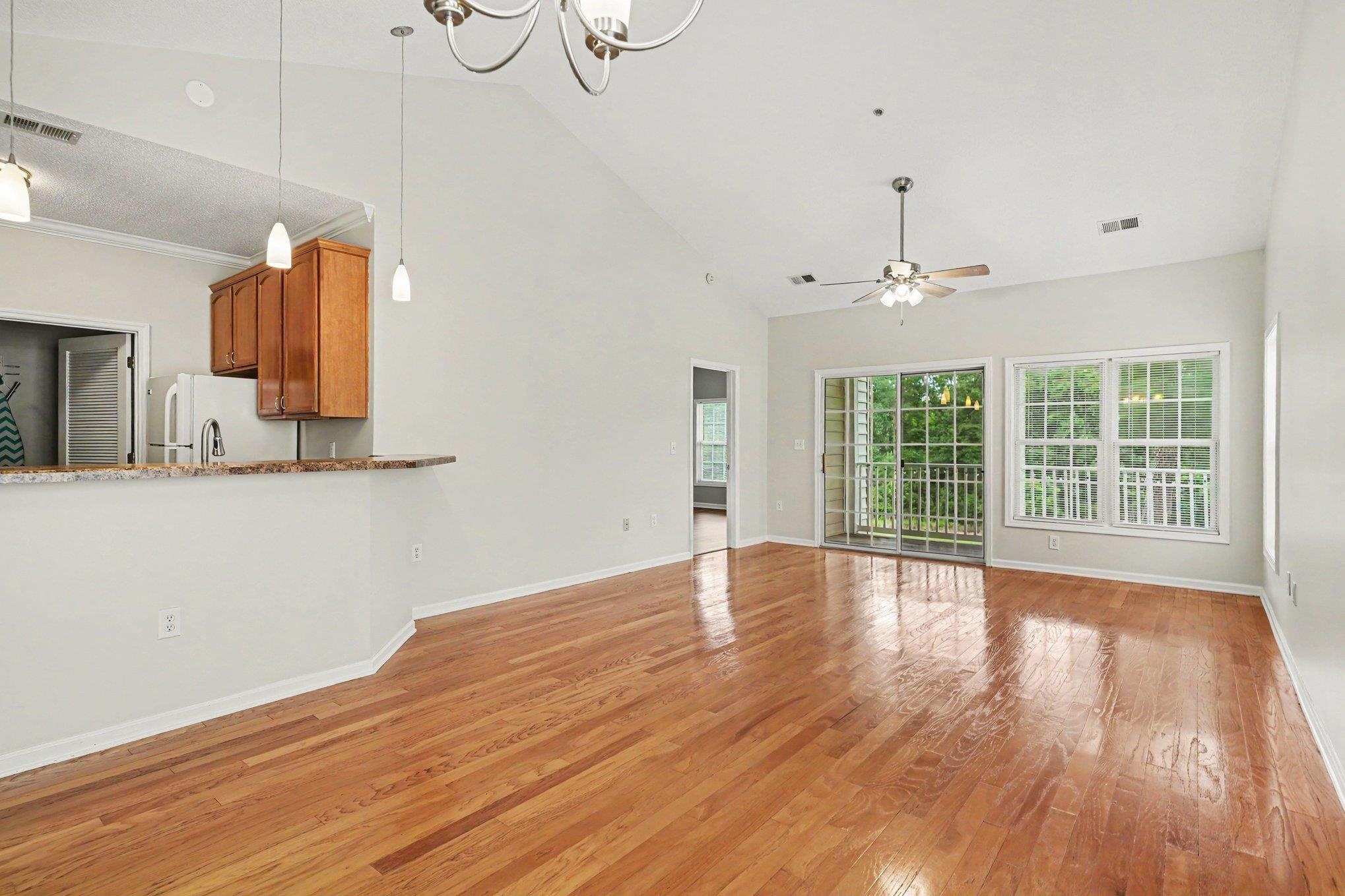 5864 Longwood Dr. Property Photo 3