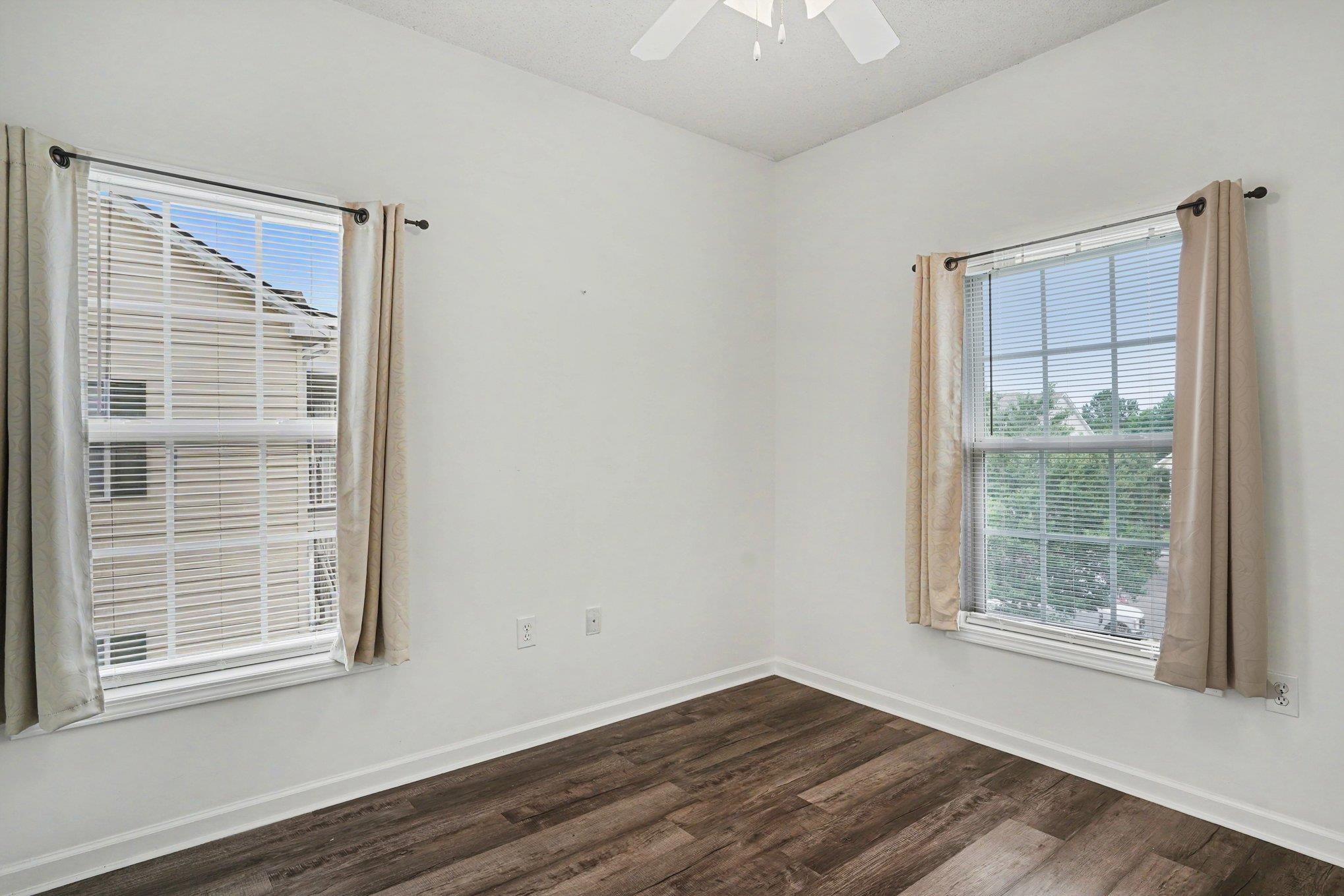 5864 Longwood Dr. Property Photo 21
