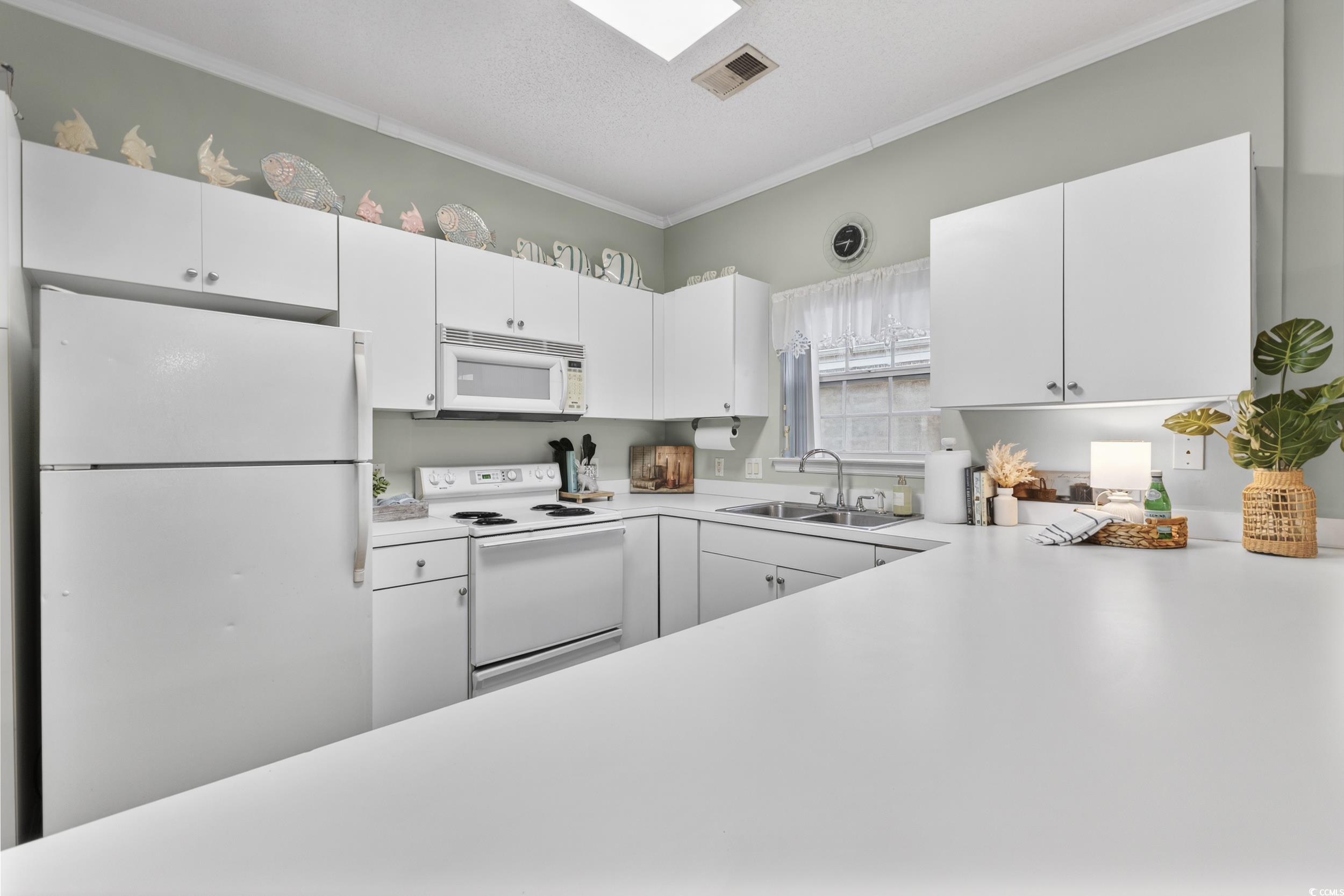 3915 Gladiola Ct. Property Photo 8