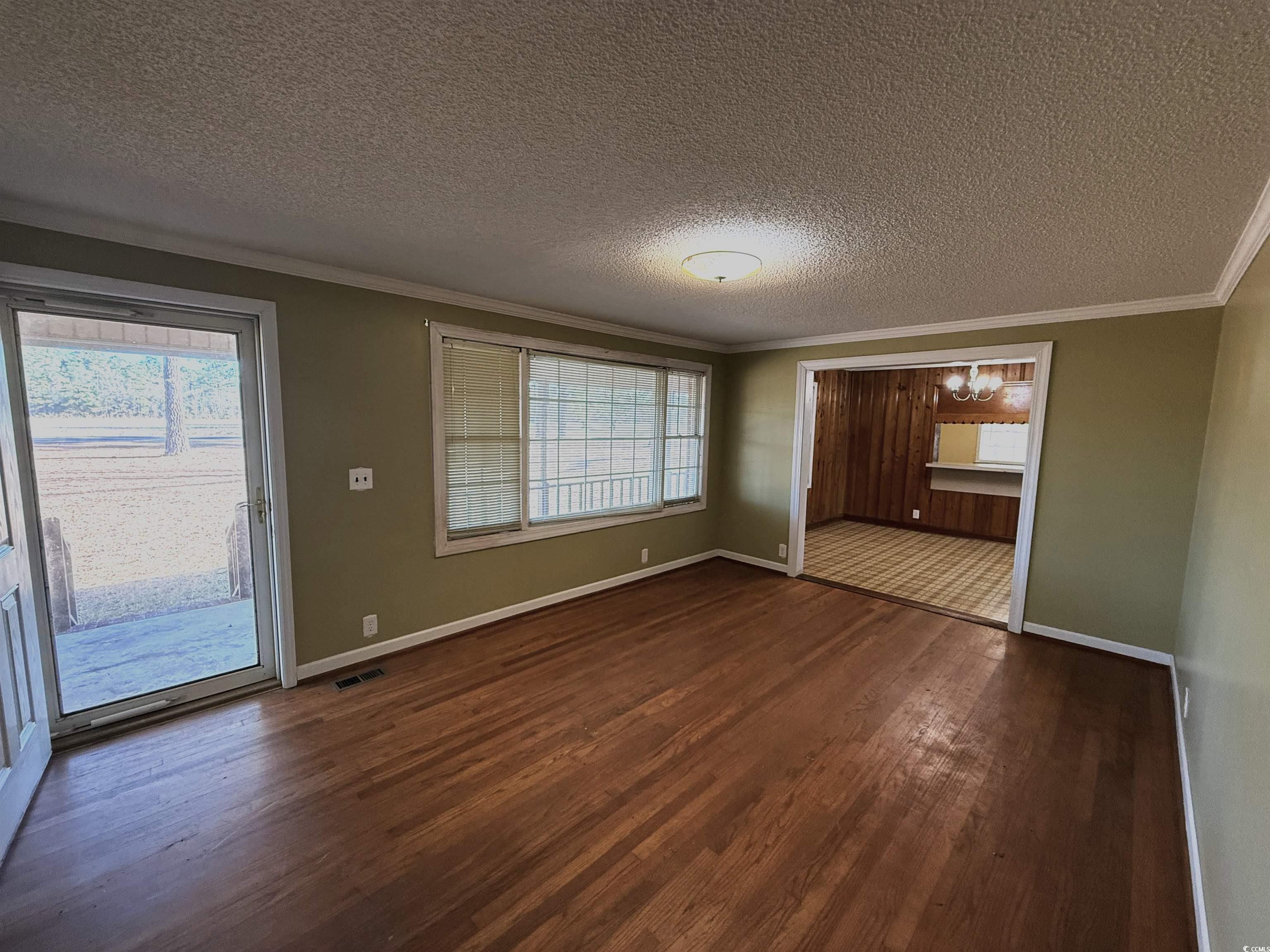 764 1st Oxtown Rd Property Photo 5