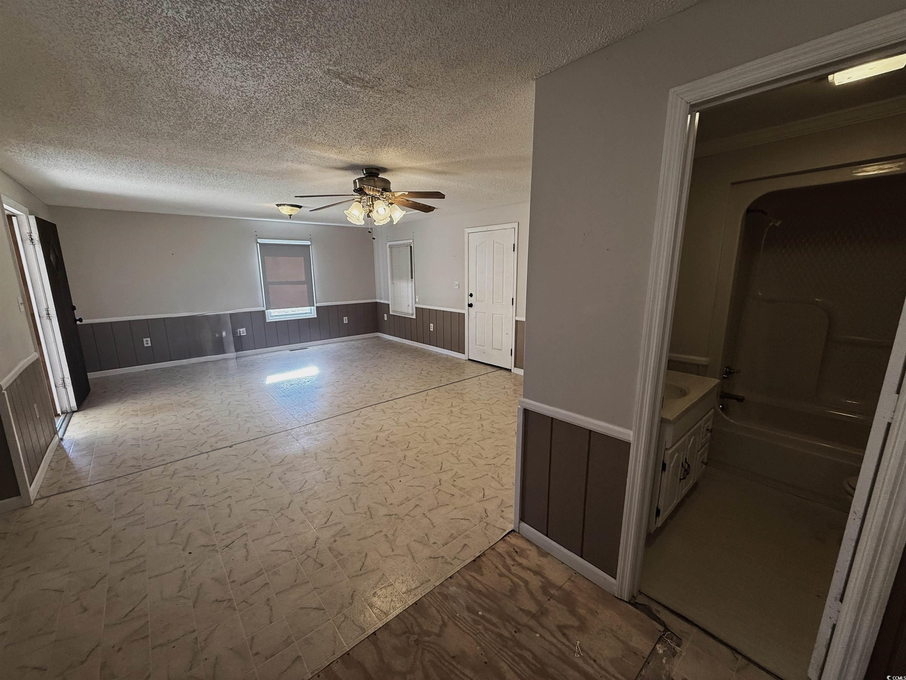 764 1st Oxtown Rd Property Photo 16