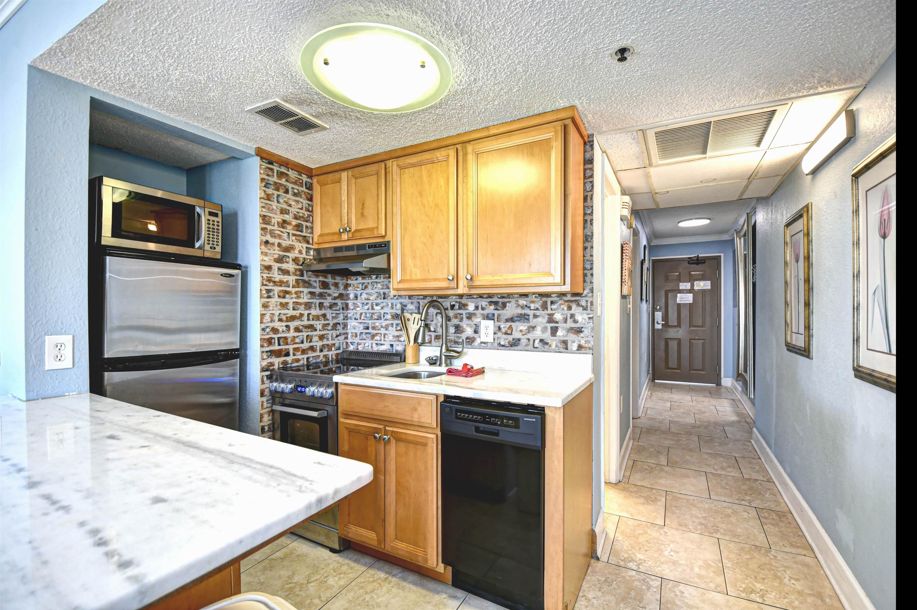 2310 N Ocean Blvd. Property Photo 8