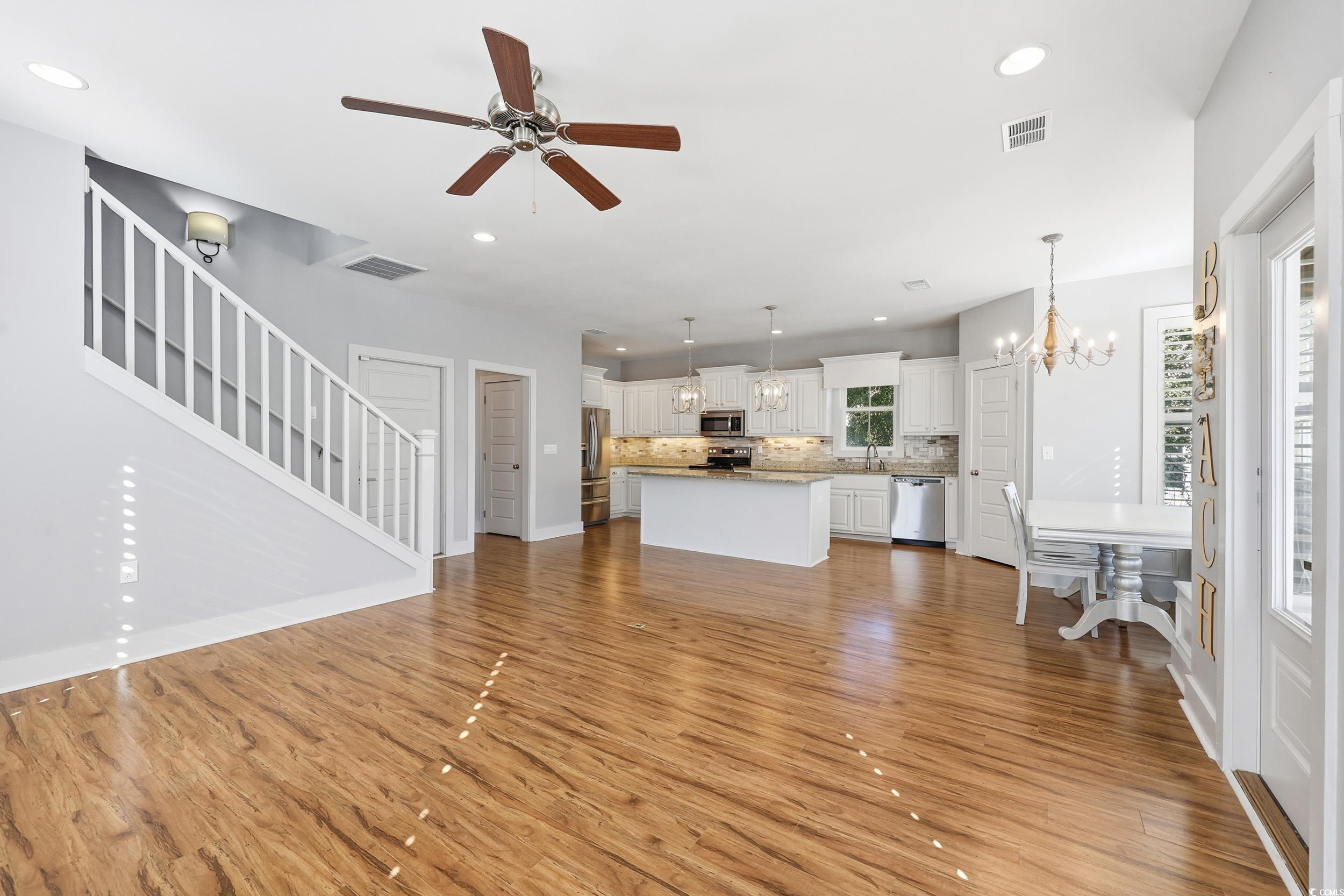 18 Coastal Breeze Trail Property Photo 16